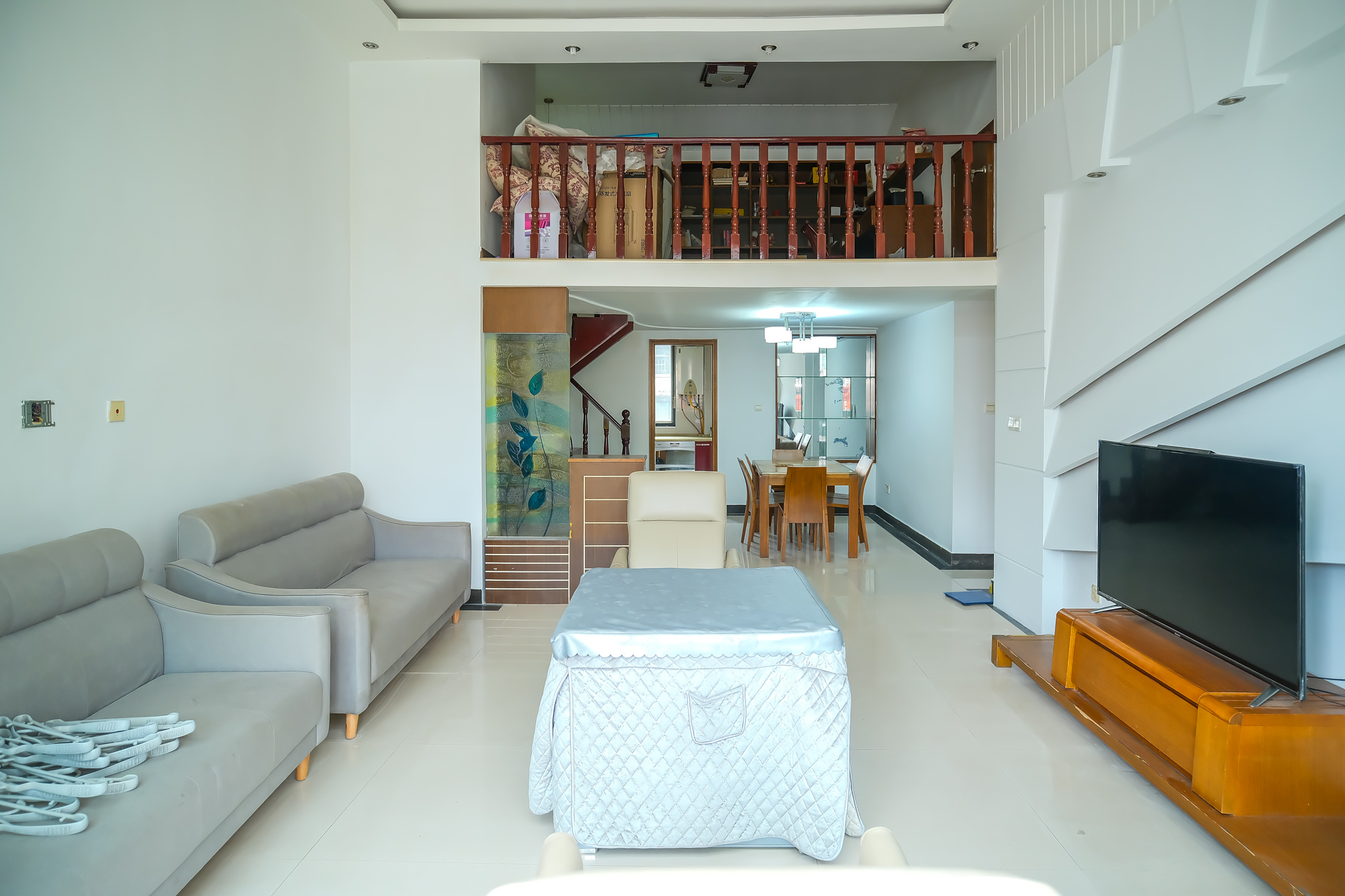 美林水郡 3室2厅1卫 78.8万 美林水郡 3室2厅1卫 78.8万客厅