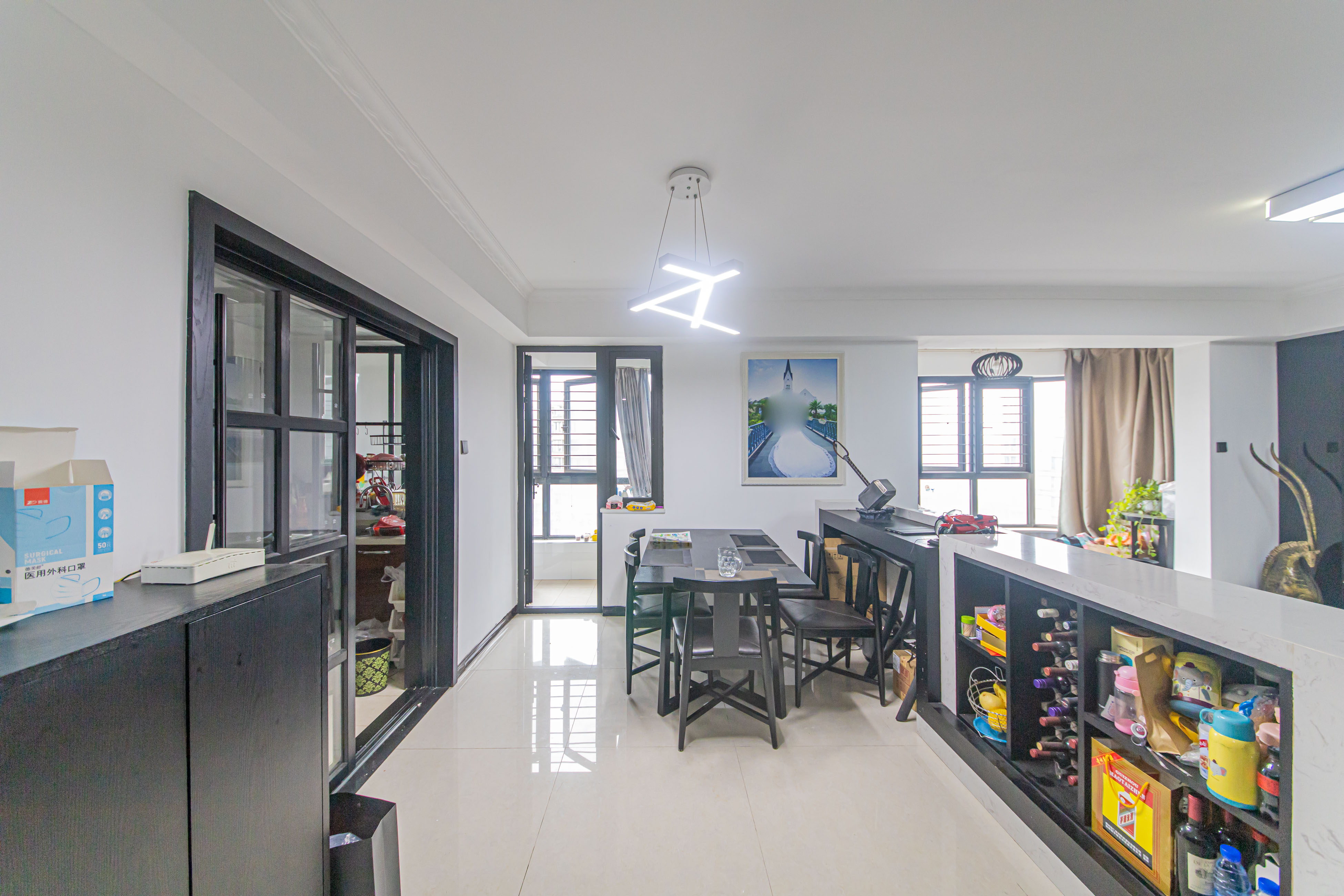 湘江雅颂居 3室2厅2卫 178.00万 湘江雅颂居 3室2厅2卫 178.00万客厅