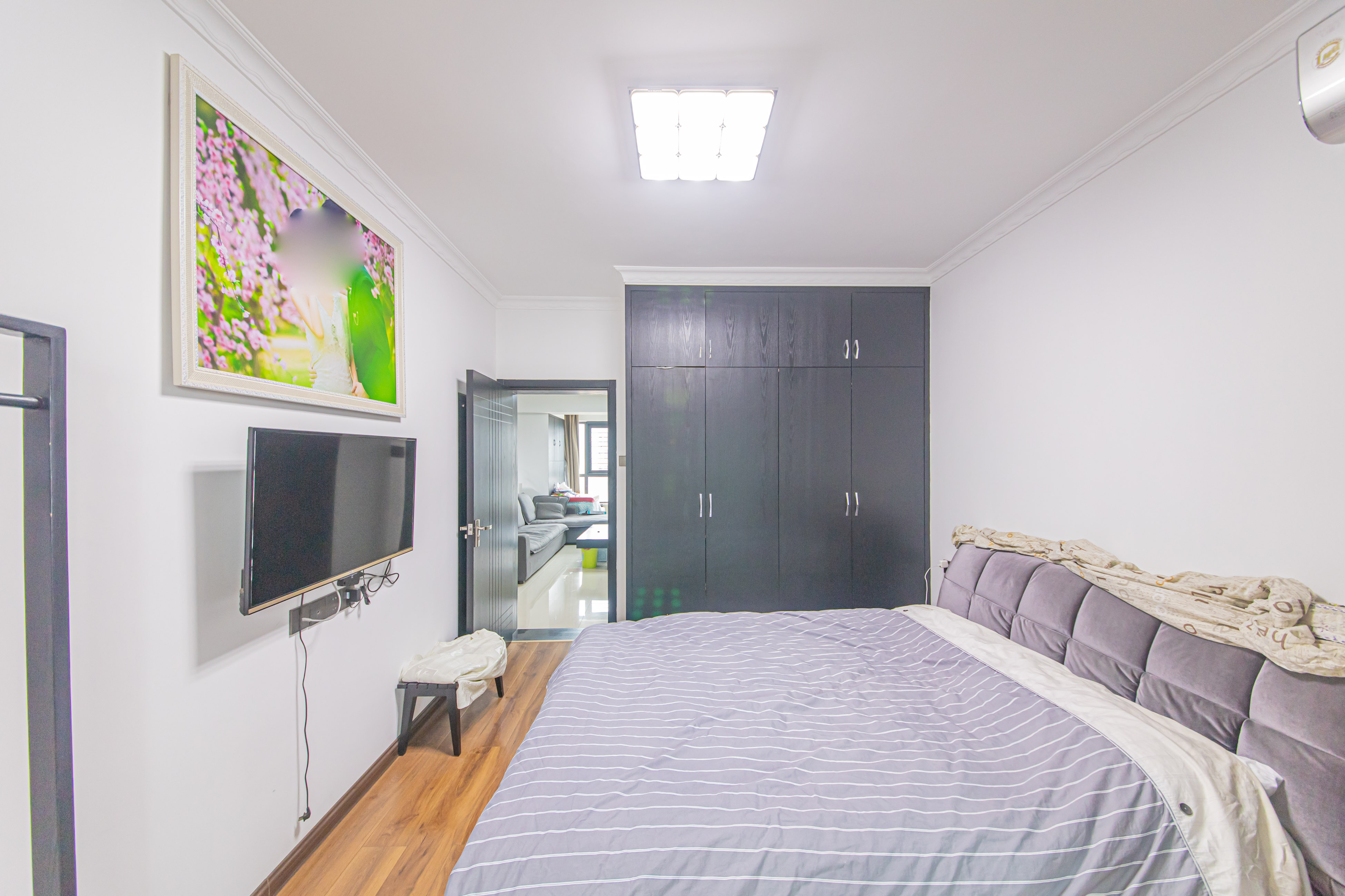 湘江雅颂居 3室2厅2卫 178.00万 湘江雅颂居 3室2厅2卫 178.00万卧室