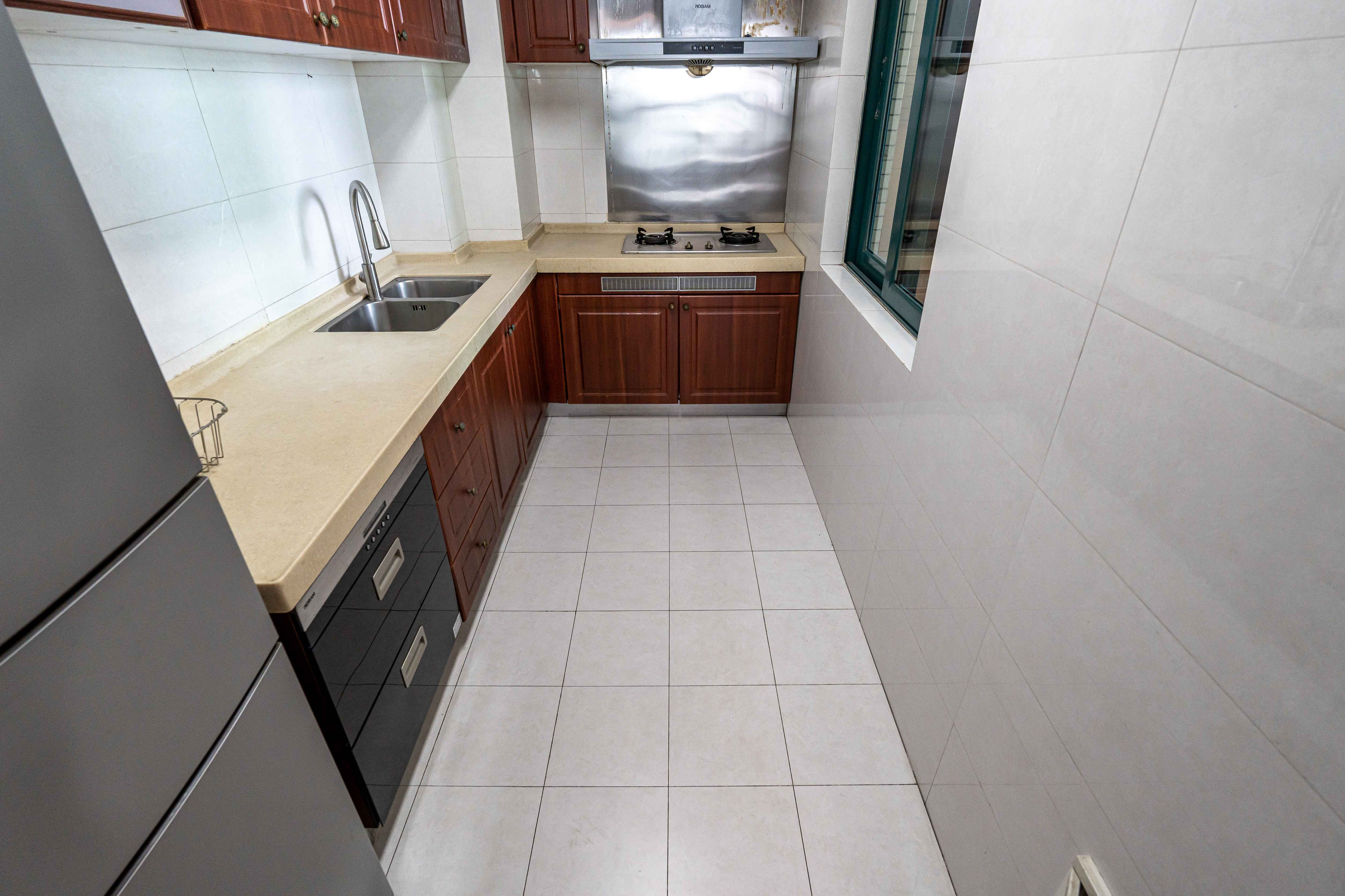 恒大绿洲  3室2厅2卫   118.00万 恒大绿洲  3室2厅2卫   118.00万厨房