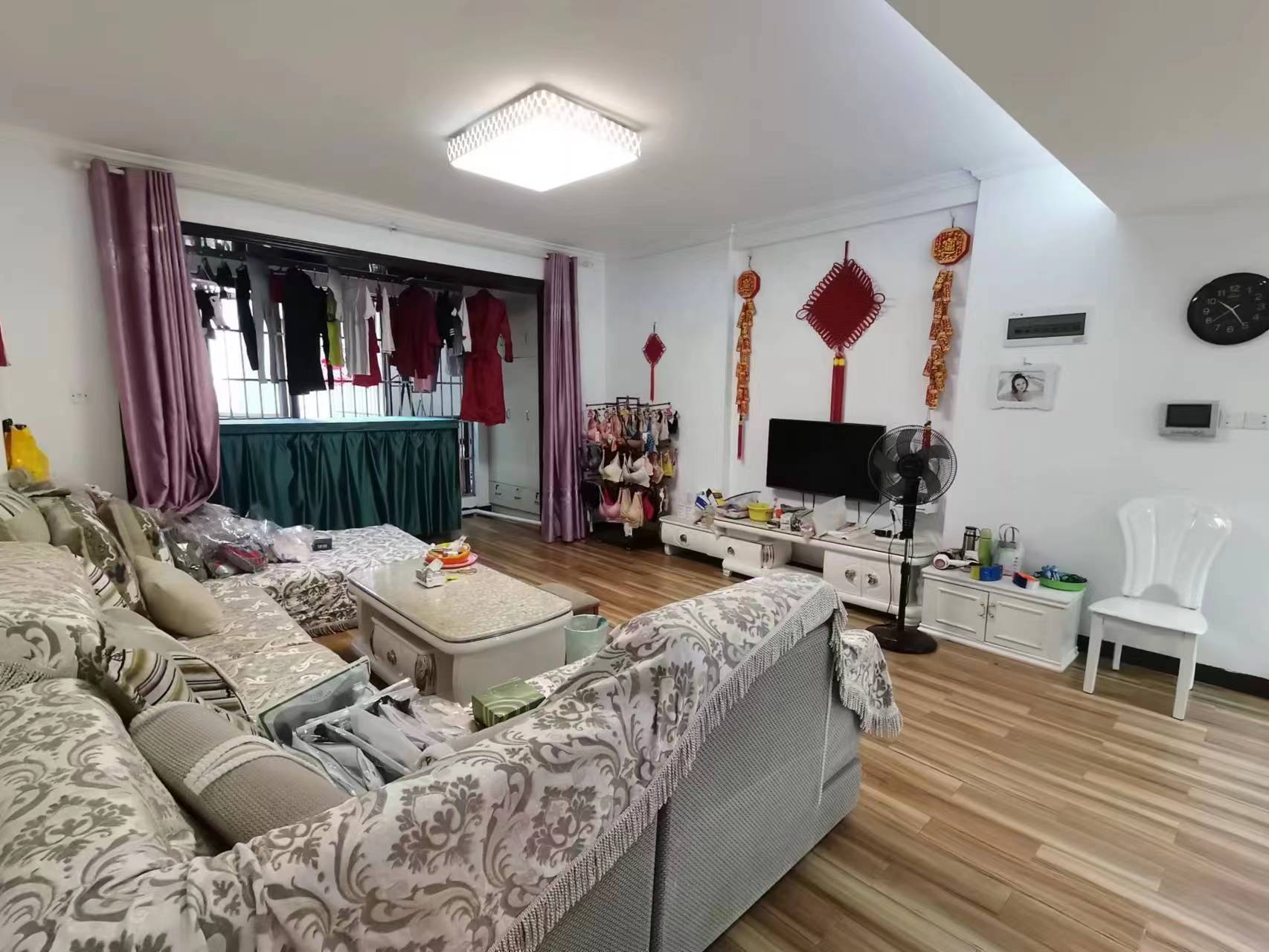 金碧花园 4室2厅2卫 91.80万 金碧花园 4室2厅2卫 91.80万室内图