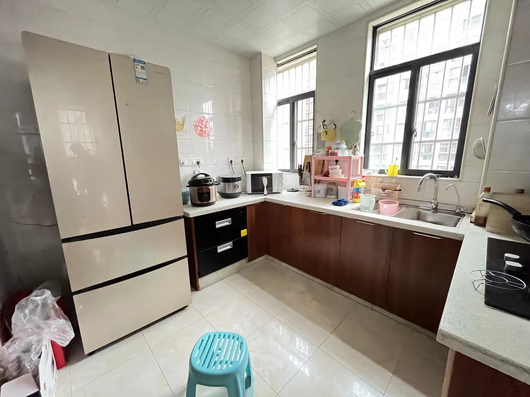 山水文园 3室2厅2卫 58.0万 山水文园 3室2厅2卫 58.0万室内图