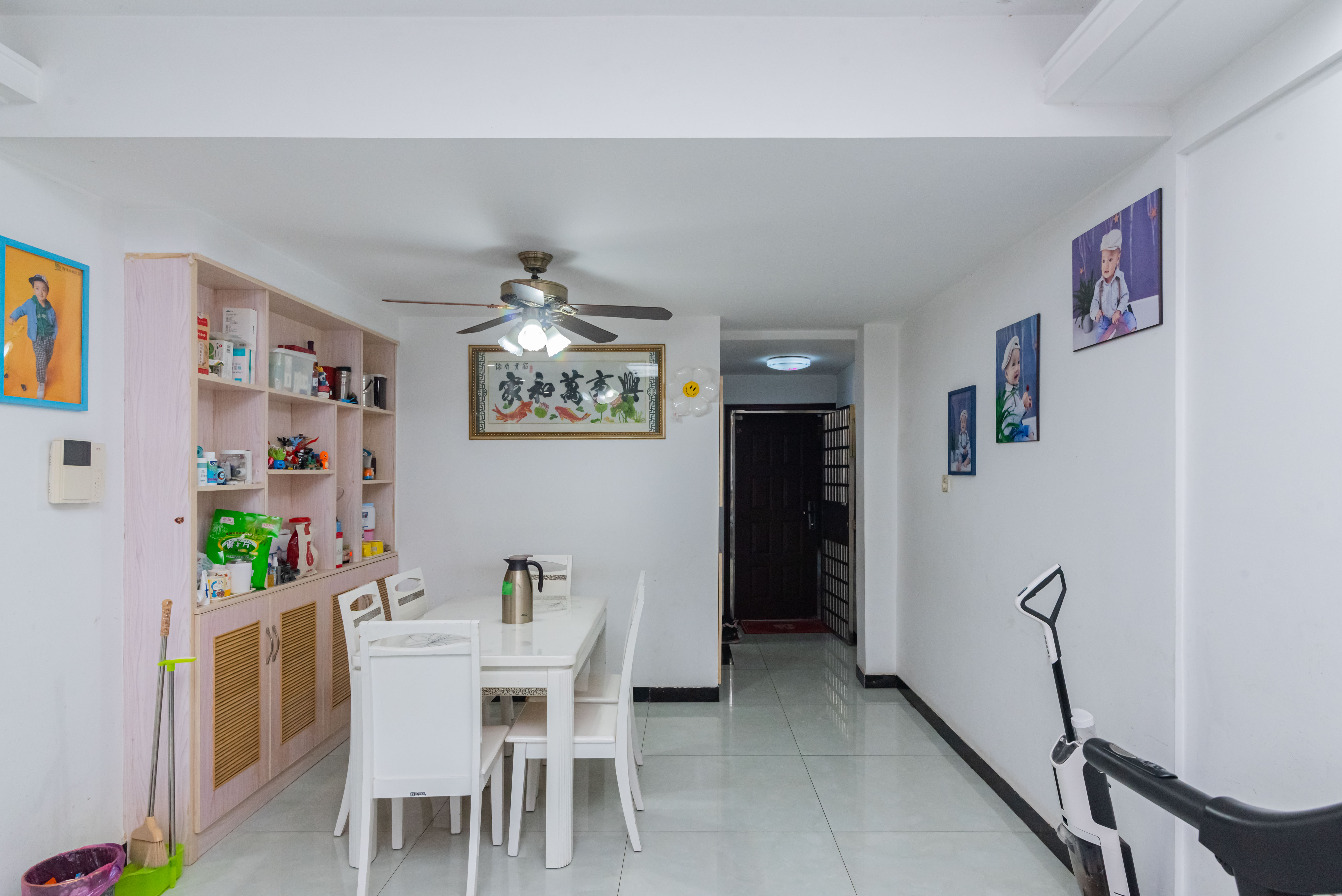 海洋半岛(月珑湾)  3室2厅1卫    81.0万 海洋半岛(月珑湾)  3室2厅1卫    81.0万客厅