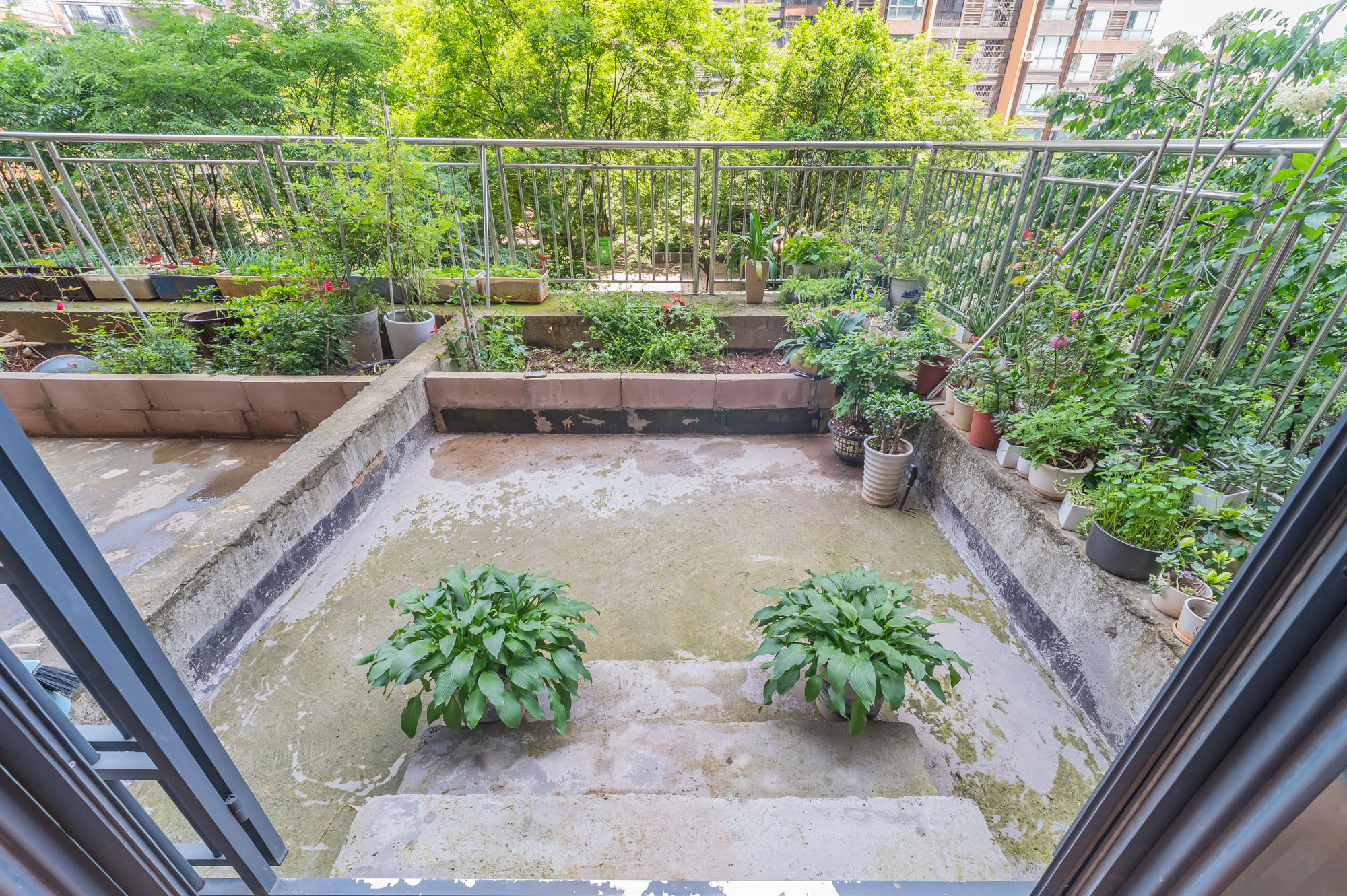 海伦春天  3室2厅2卫   100.00万 海伦春天  3室2厅2卫   100.00万其他