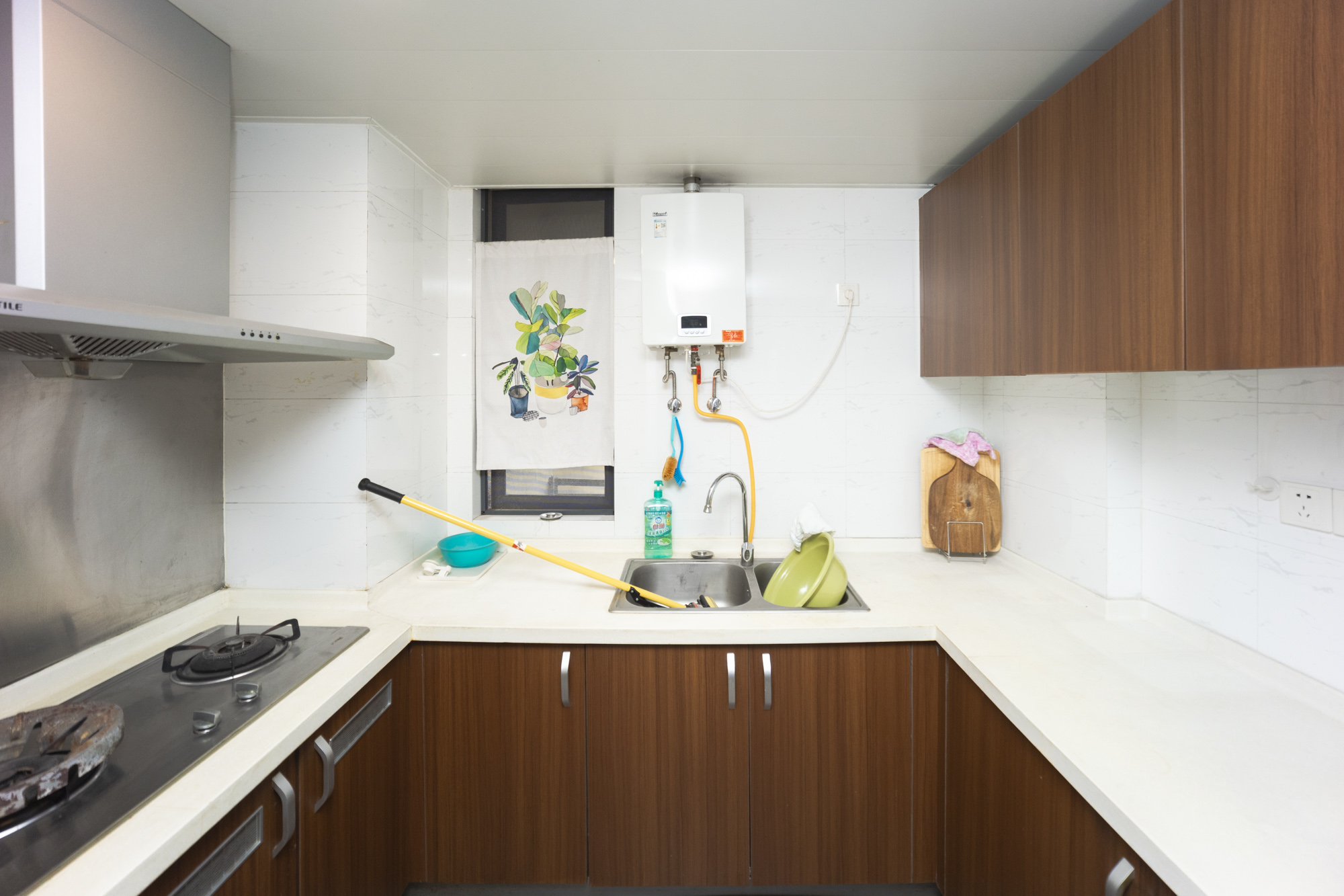 万科城  3室2厅1卫    95.0万厨房