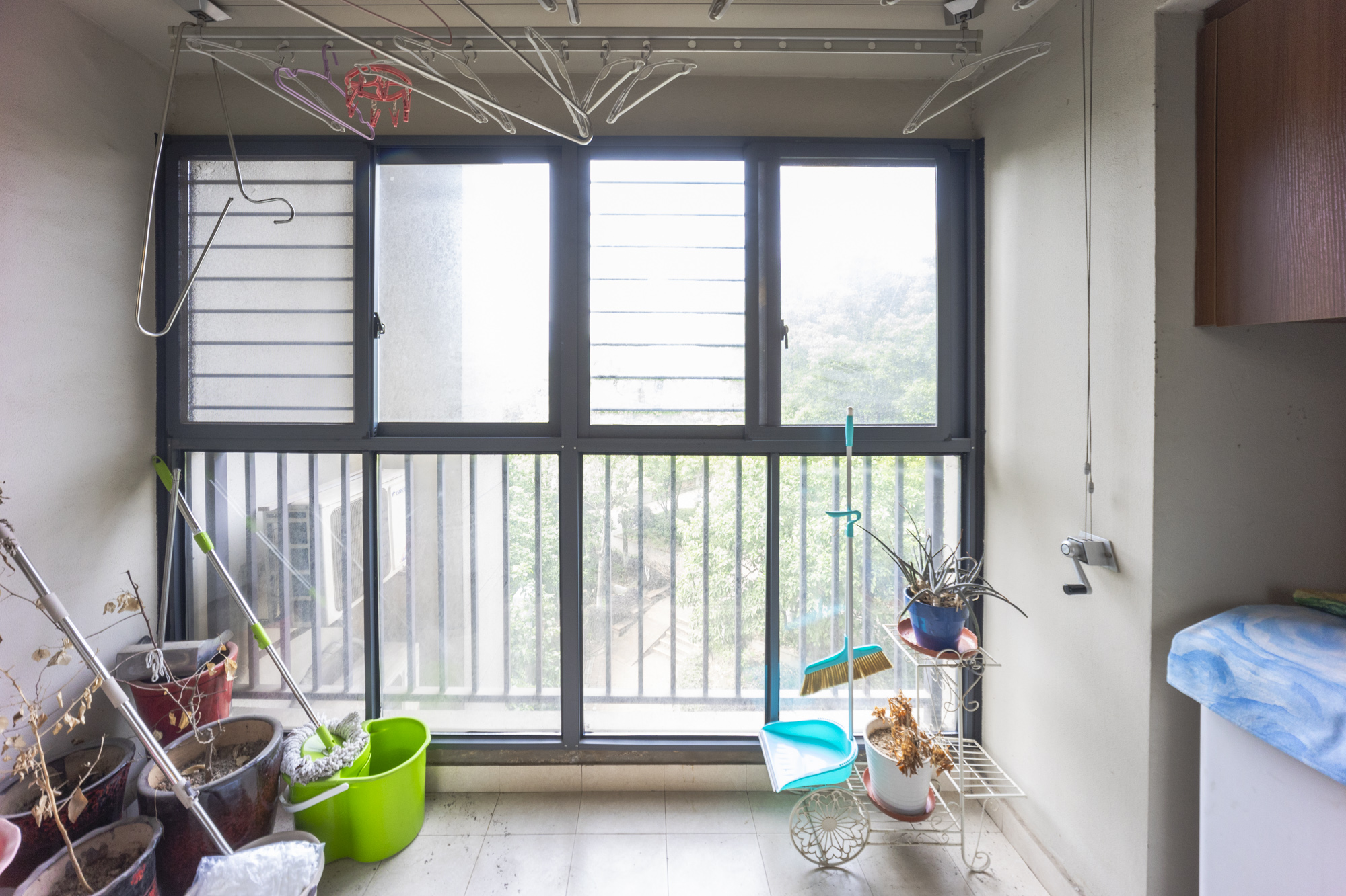 万科城  3室2厅1卫    95.0万阳台