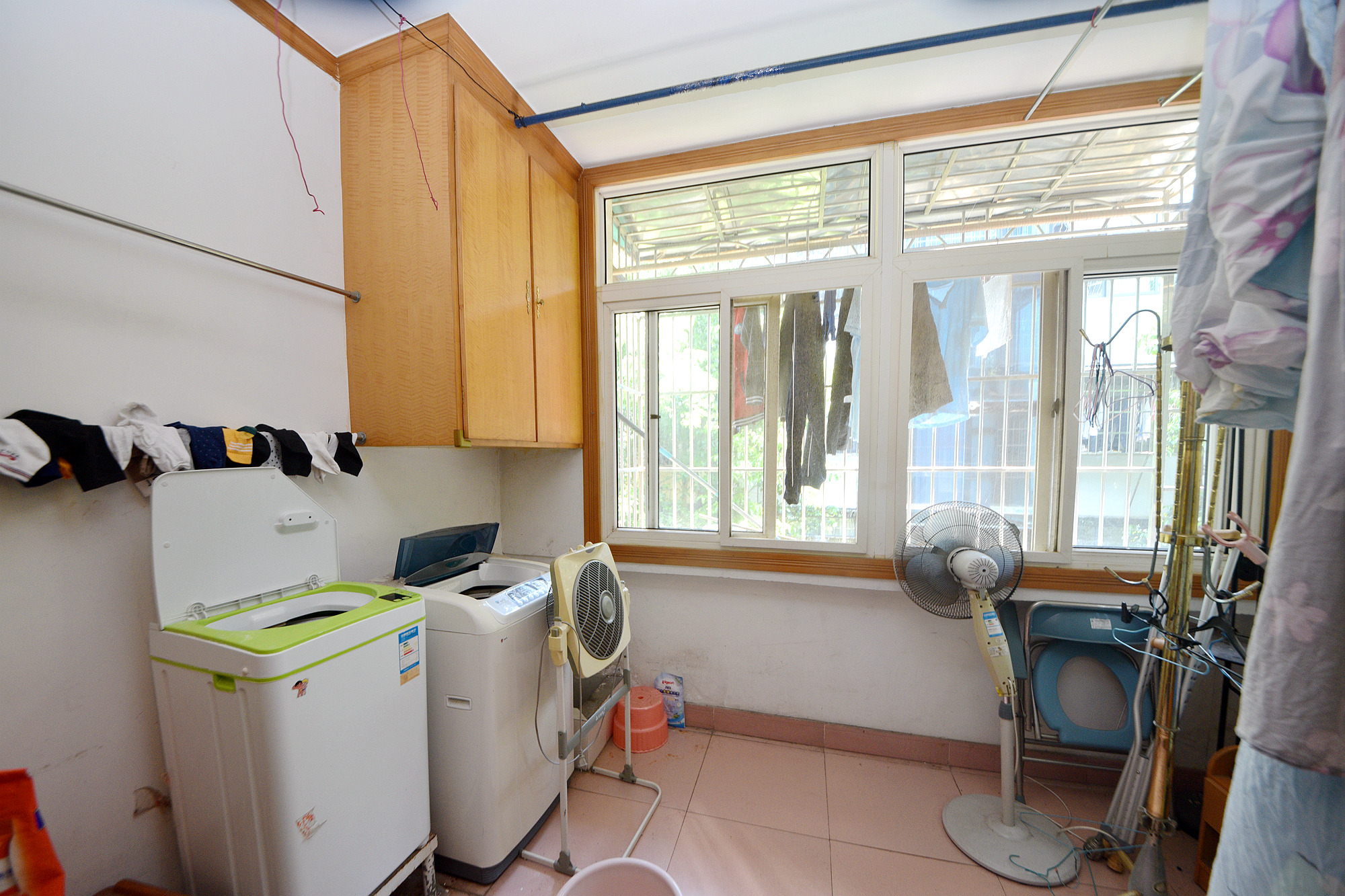 长沙市公路管理局机关宿舍  2室2厅1卫   72.00万阳台