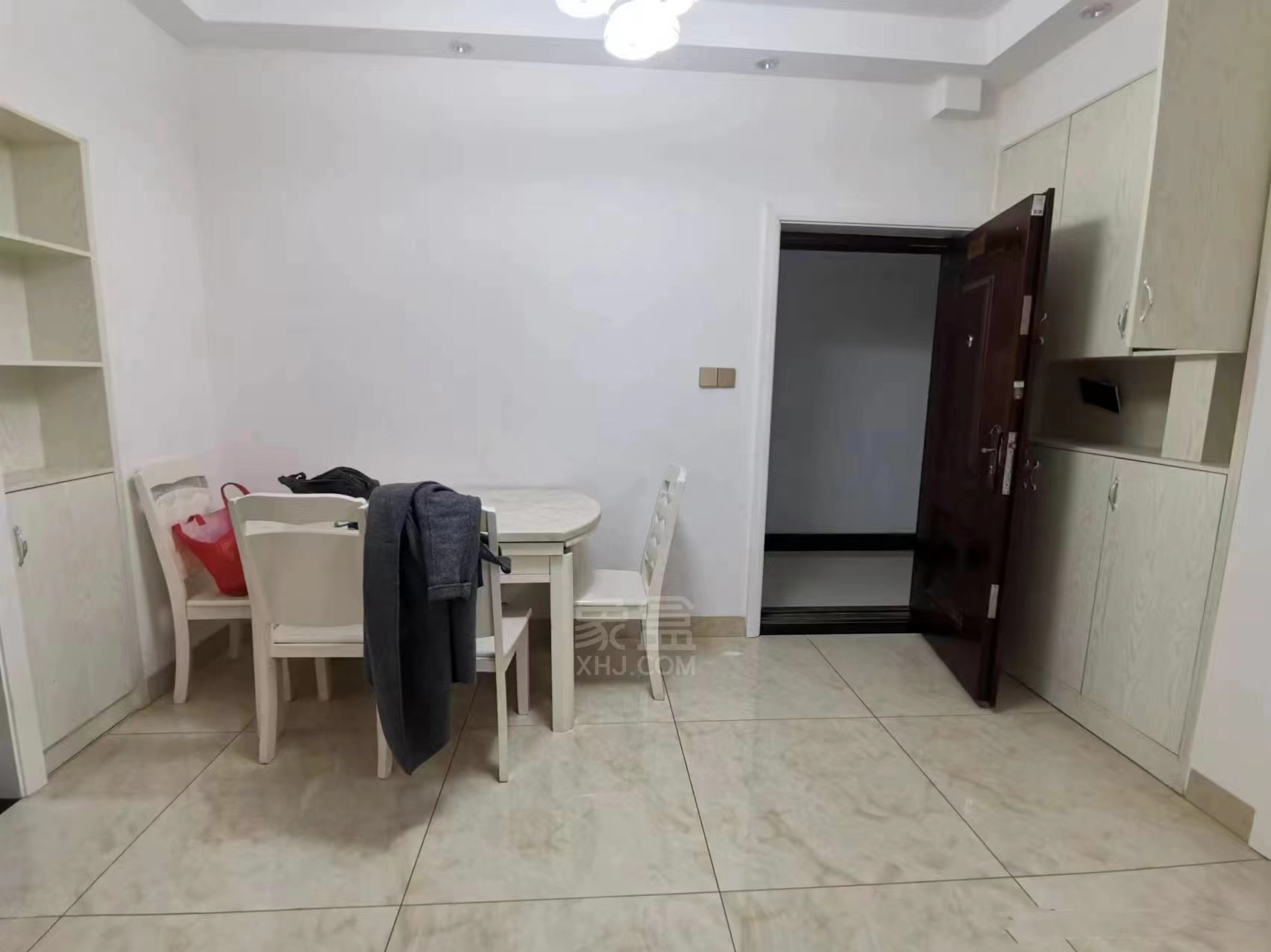 流金岁月-华晨国际 2室2厅1卫 59.80万 流金岁月-华晨国际 2室2厅1卫 59.80万室内图