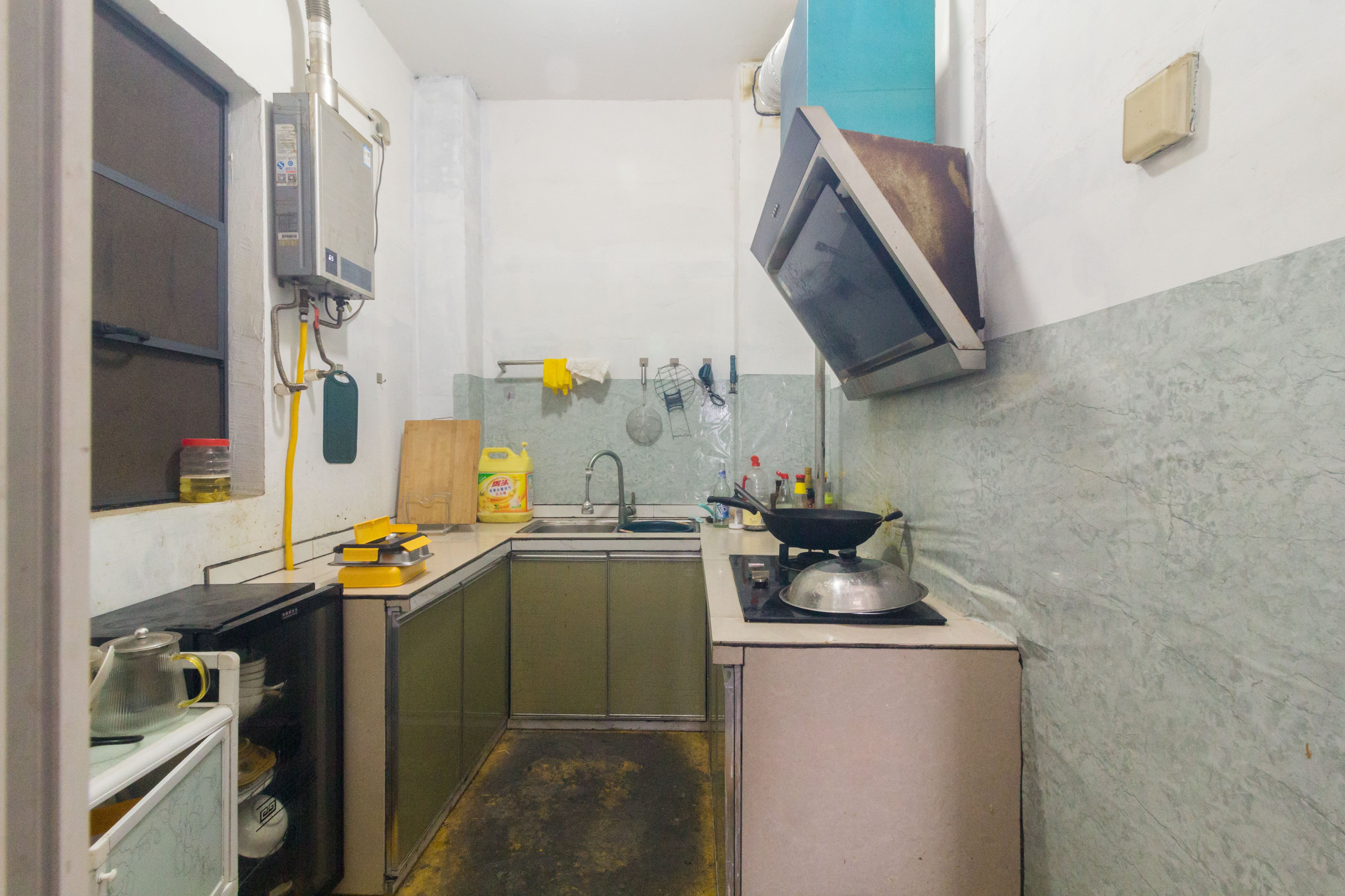 中交中央公园D4区 3室2厅2卫 108.0万 中交中央公园D4区 3室2厅2卫 108.0万厨房