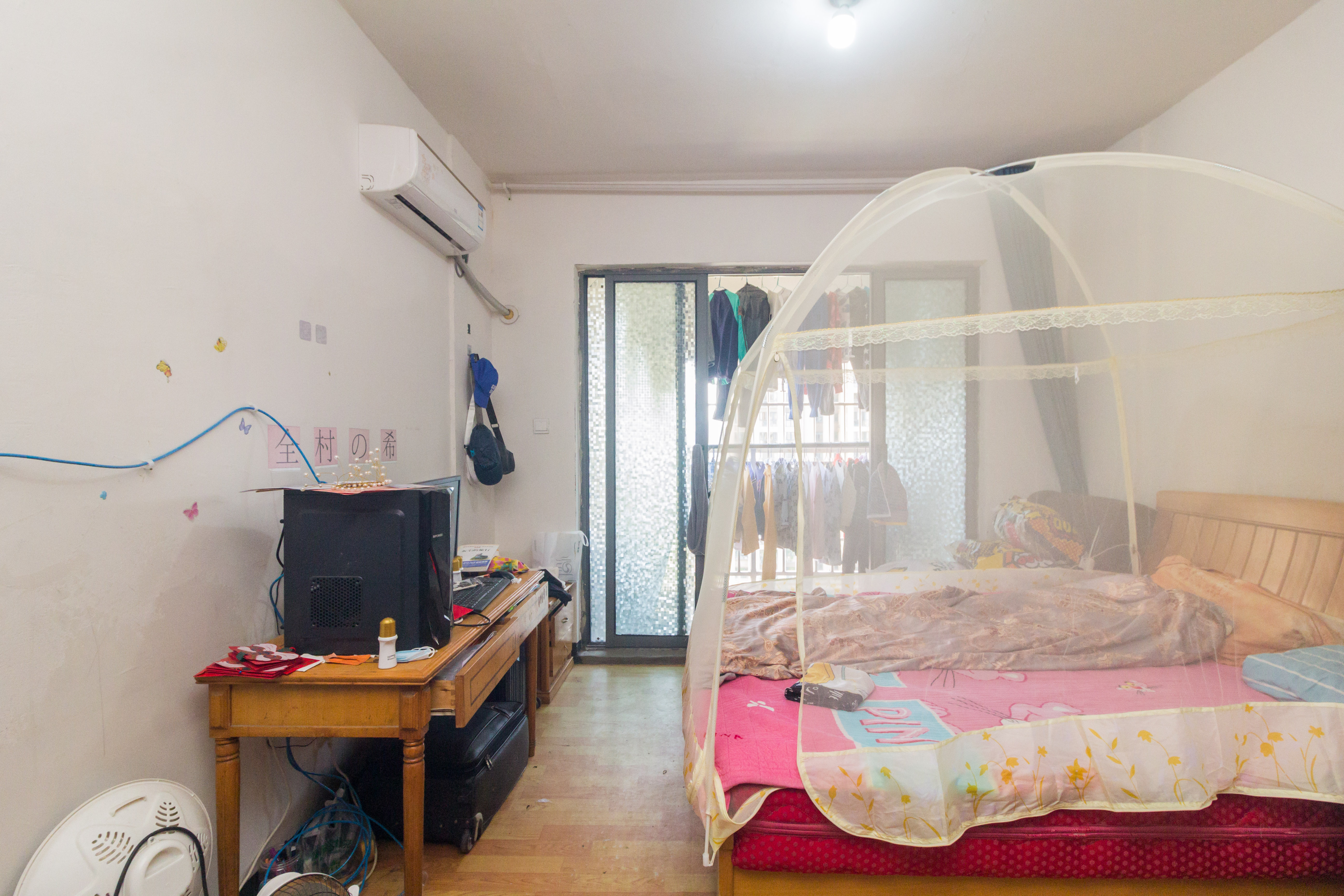 中交中央公园D4区 3室2厅2卫 108.0万 中交中央公园D4区 3室2厅2卫 108.0万卧室