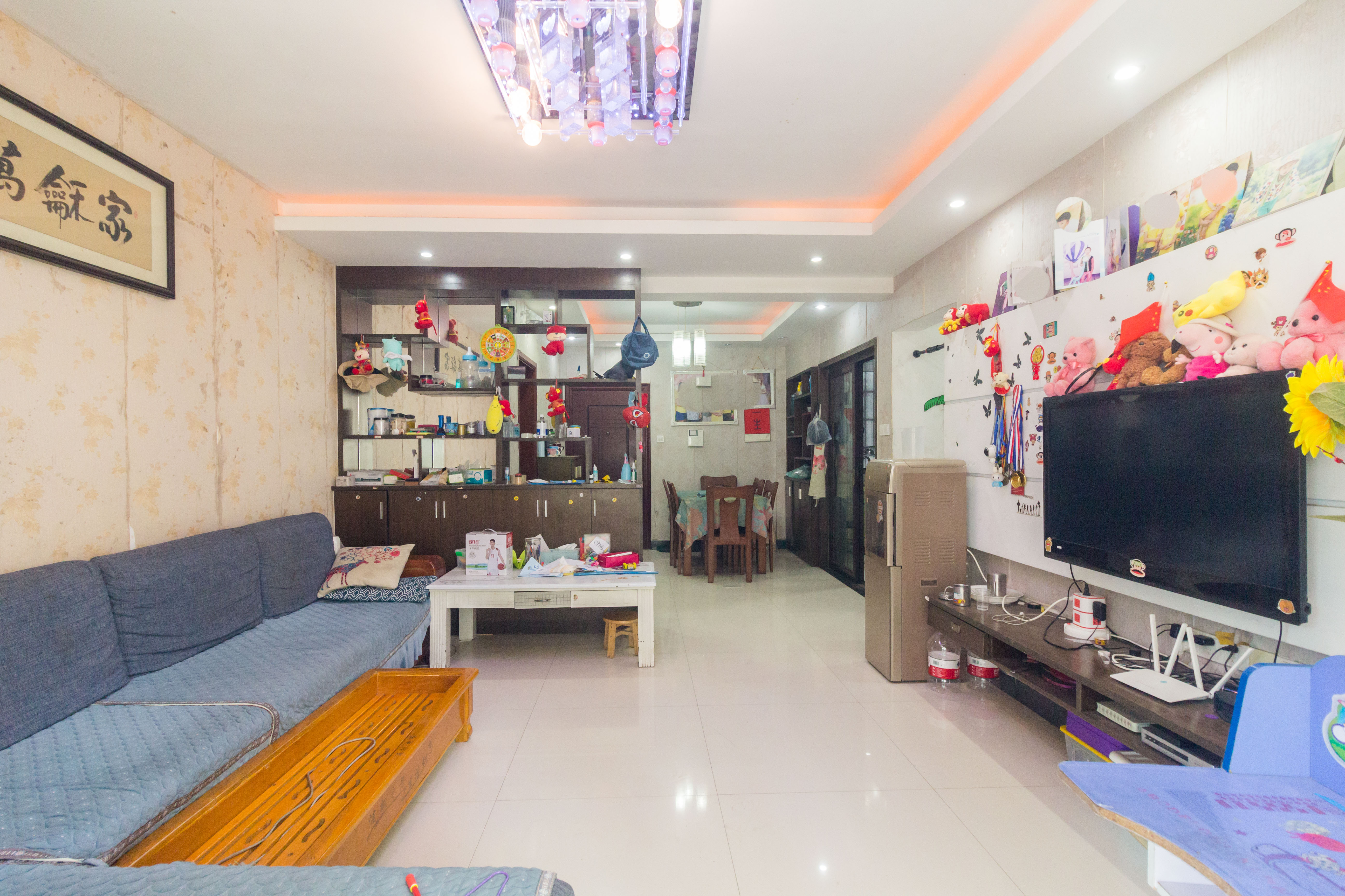 时代星城 3室2厅2卫 63.38万 时代星城 3室2厅2卫 63.38万客厅