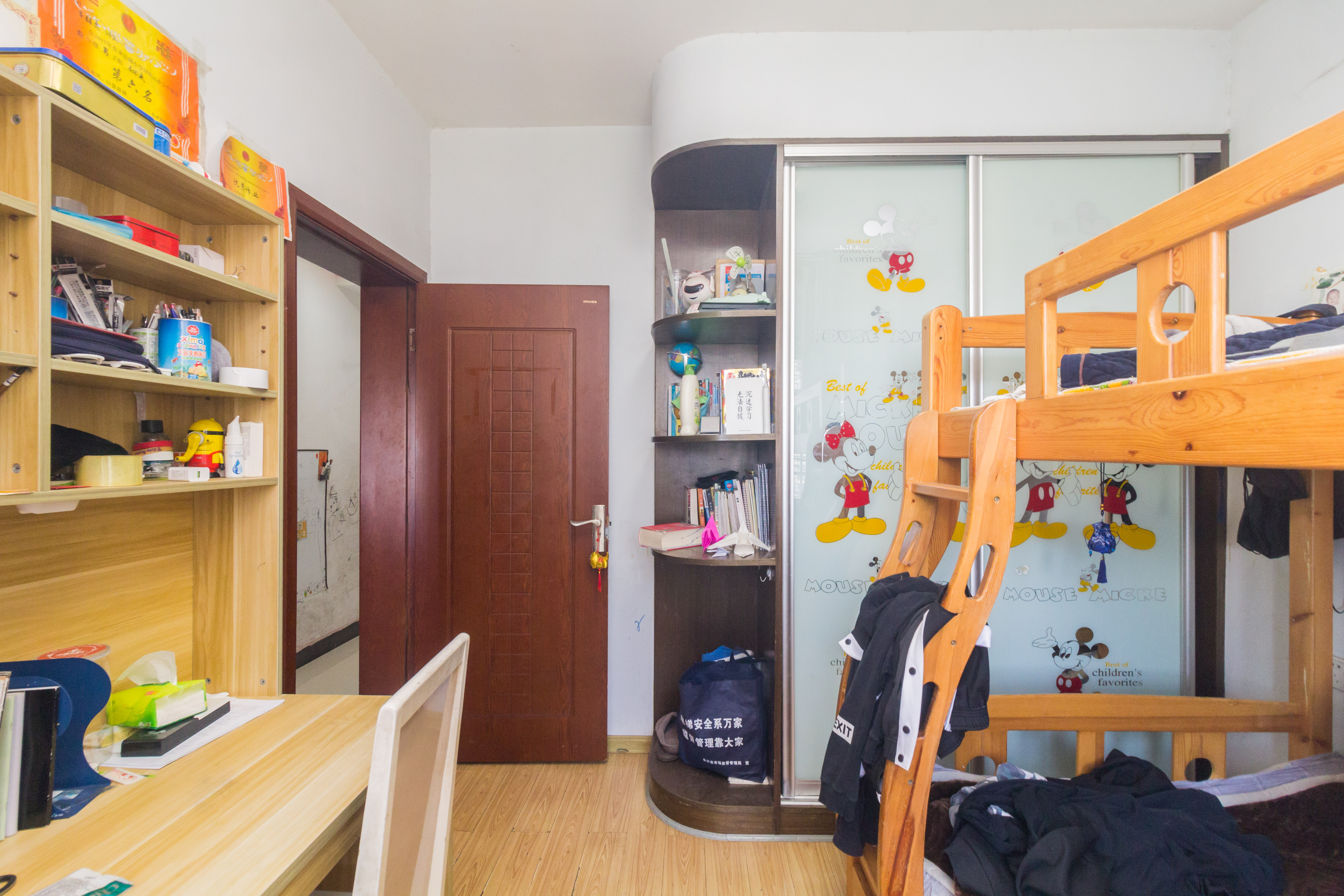 时代星城 3室2厅2卫 63.38万 时代星城 3室2厅2卫 63.38万卧室