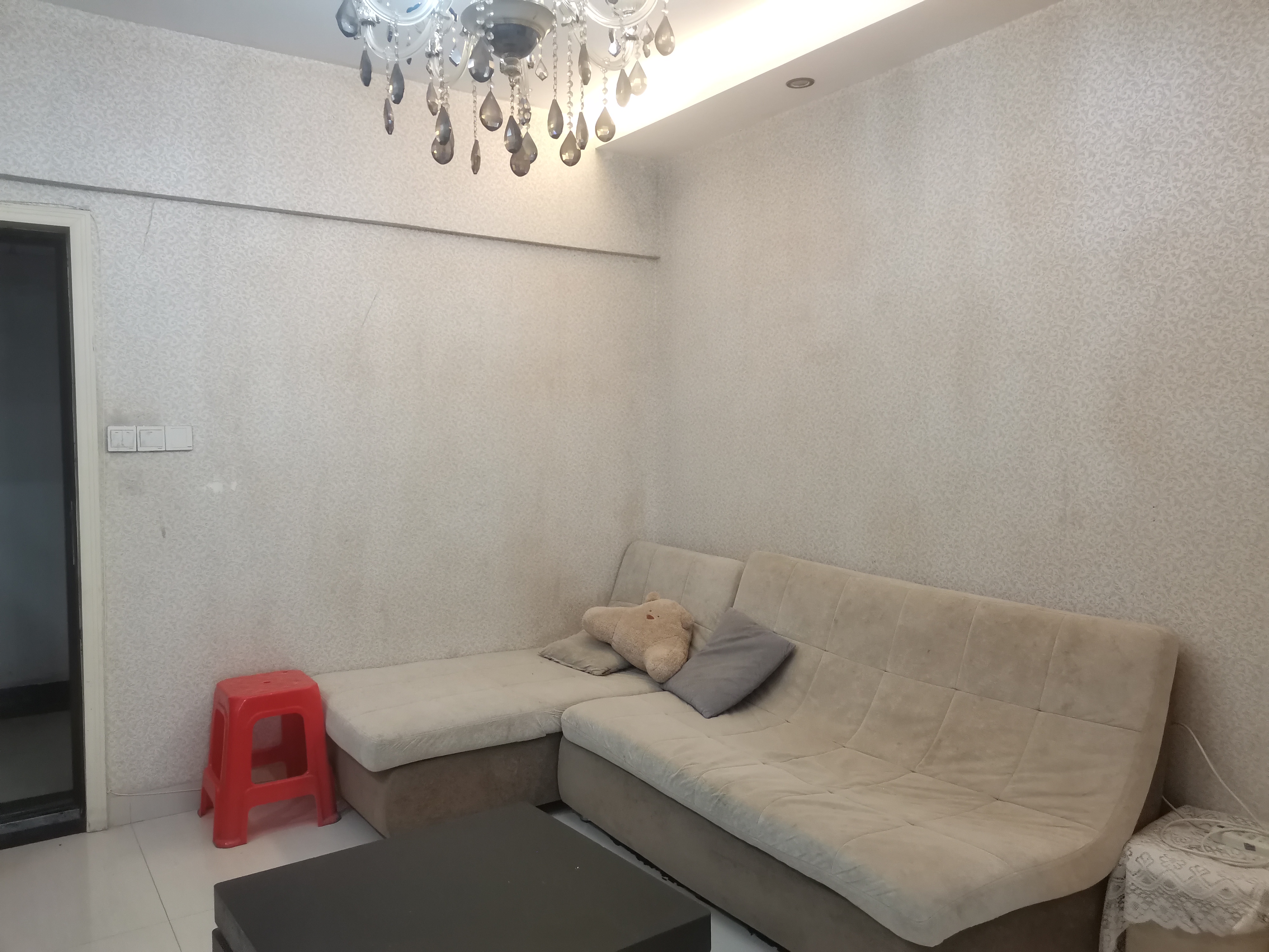 龙泰上品  1室1厅1卫   1300.00元/月室内图