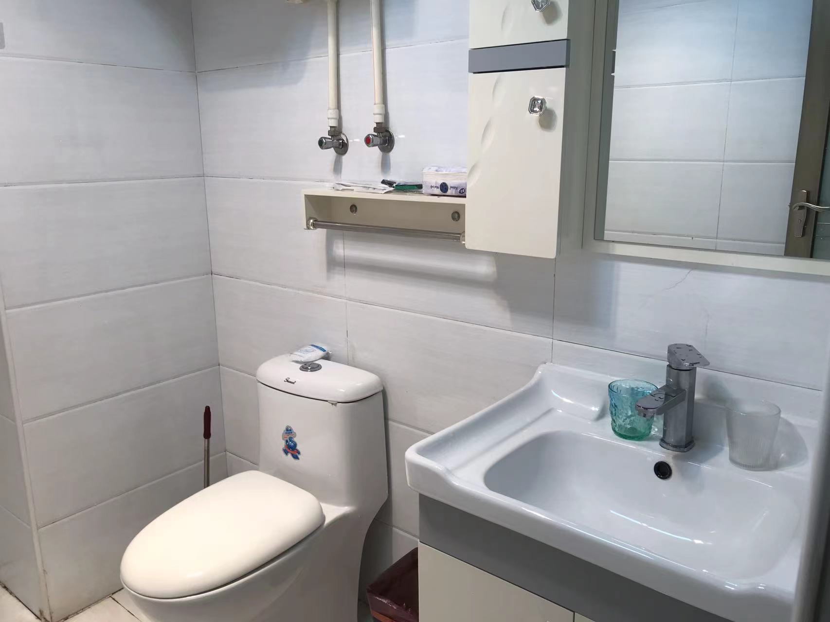 中建岳阳中心  1室1厅1卫   1500.00元/月室内图