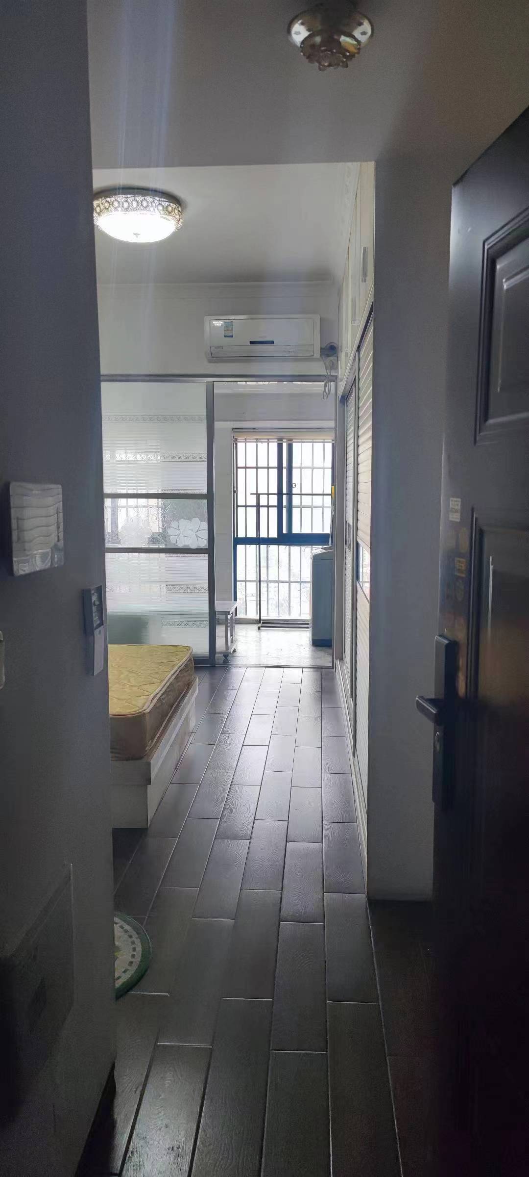 中建岳阳中心  1室1厅1卫   1400.00元/月室内图