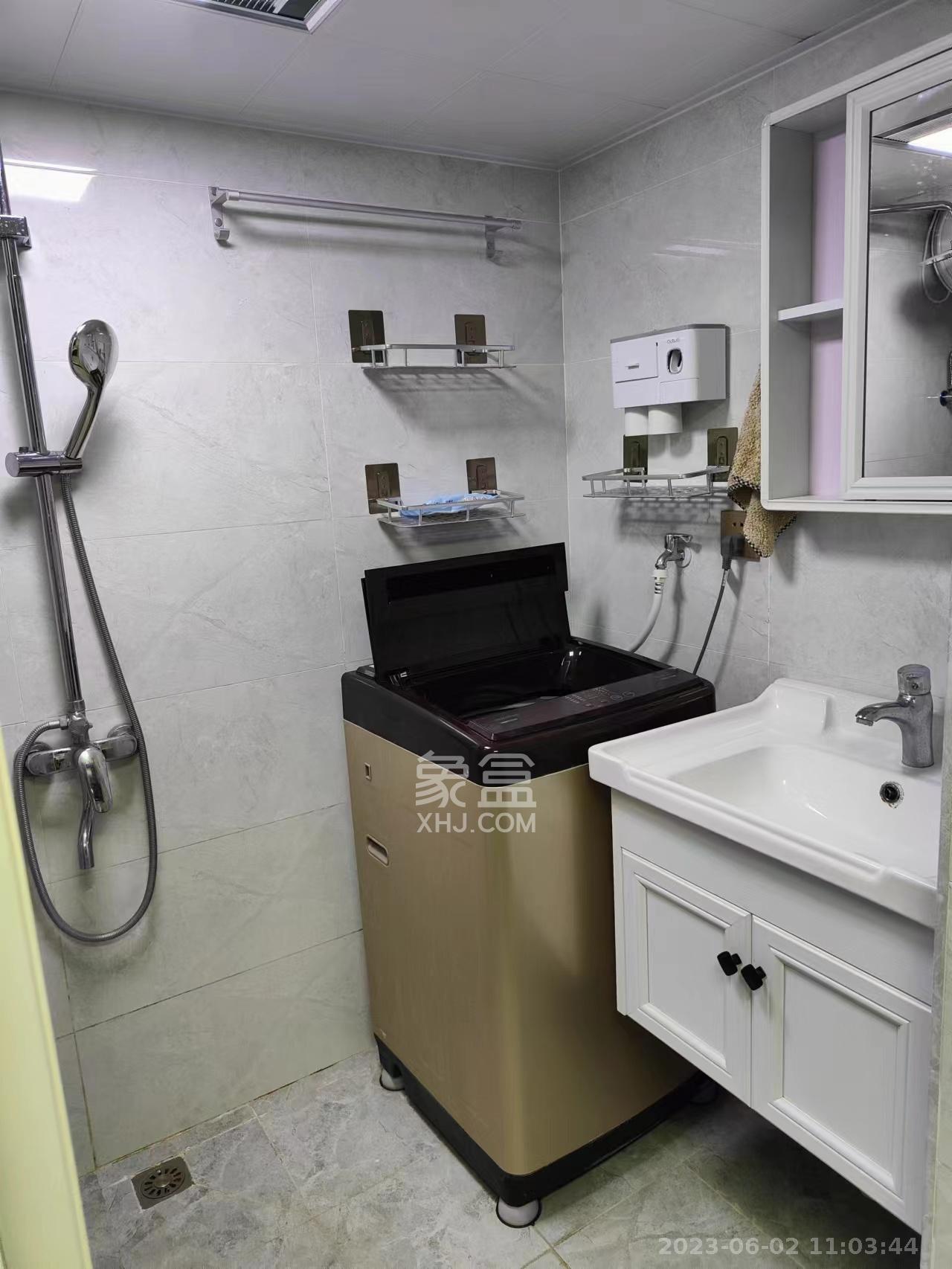 华润翡翠府 1室1厅1卫 2200.0元/月 华润翡翠府 1室1厅1卫 2200.0元/月室内图