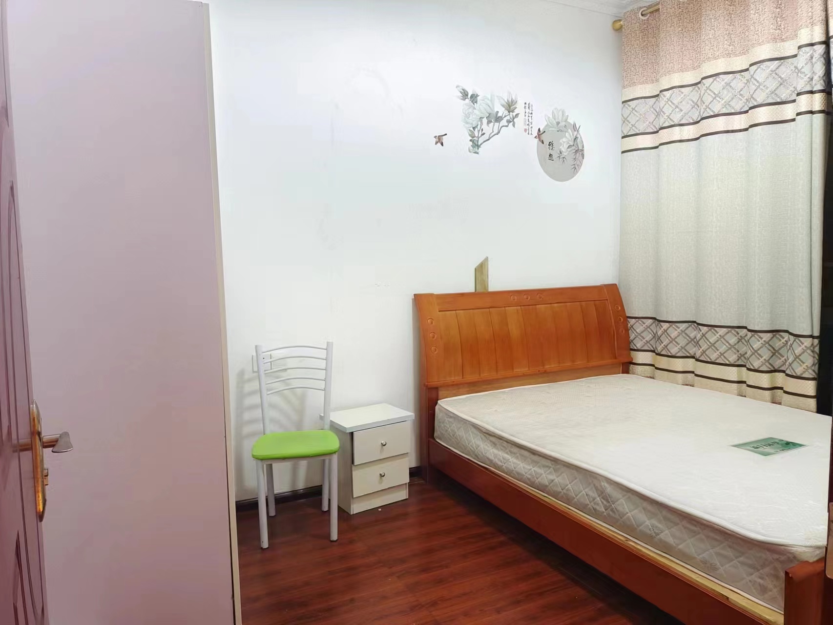 中天会展城A区  3室1厅1卫   2700.00元/月室内图1