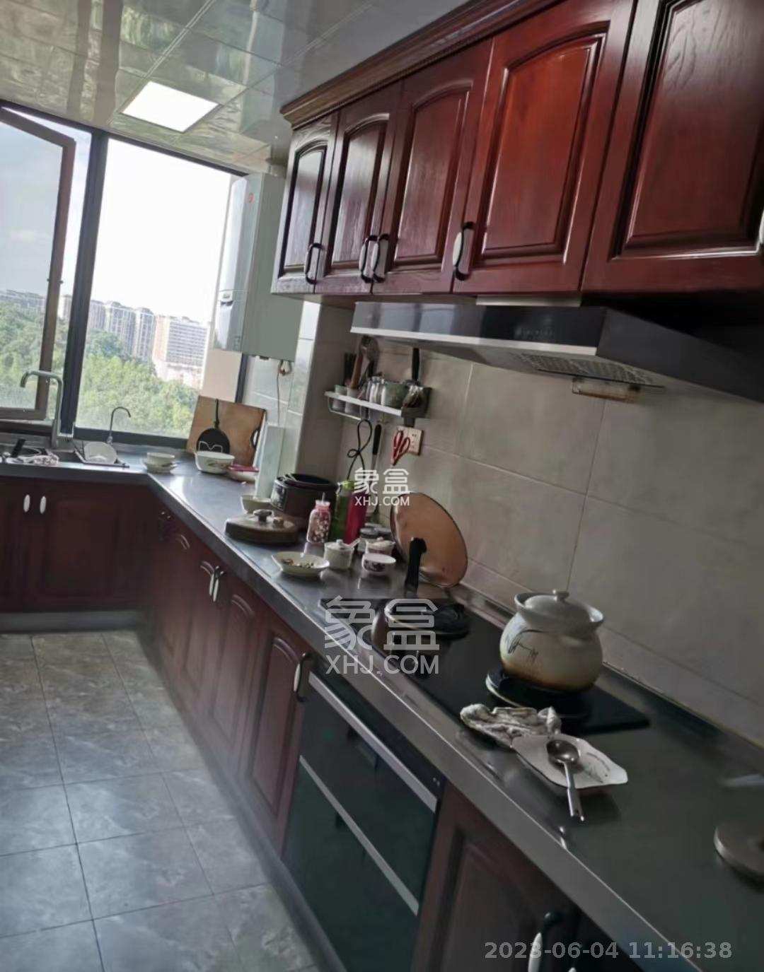 怡海星城  5室2厅2卫    2600.0元/月 怡海星城  5室2厅2卫    2600.0元/月室内图