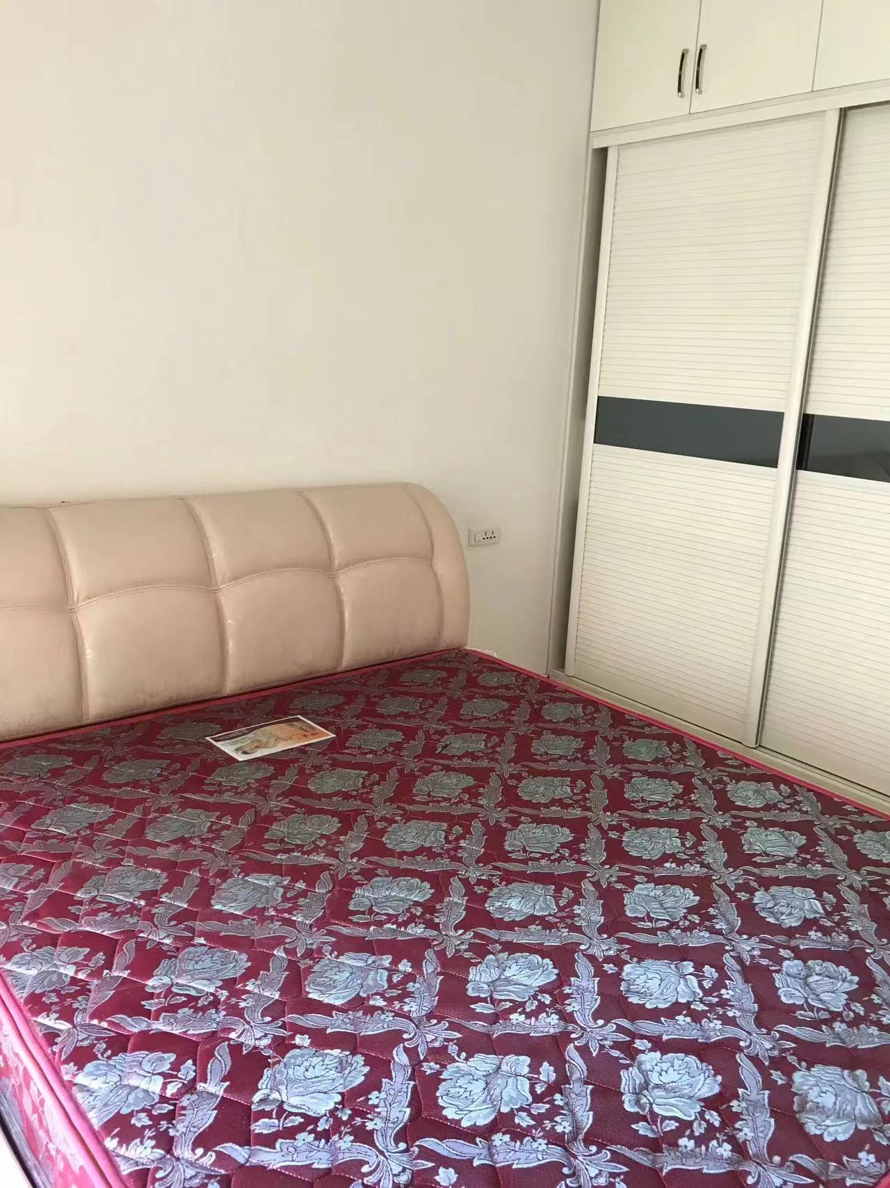 中天会展城A区  2室2厅1卫   2500.00元/月室内图