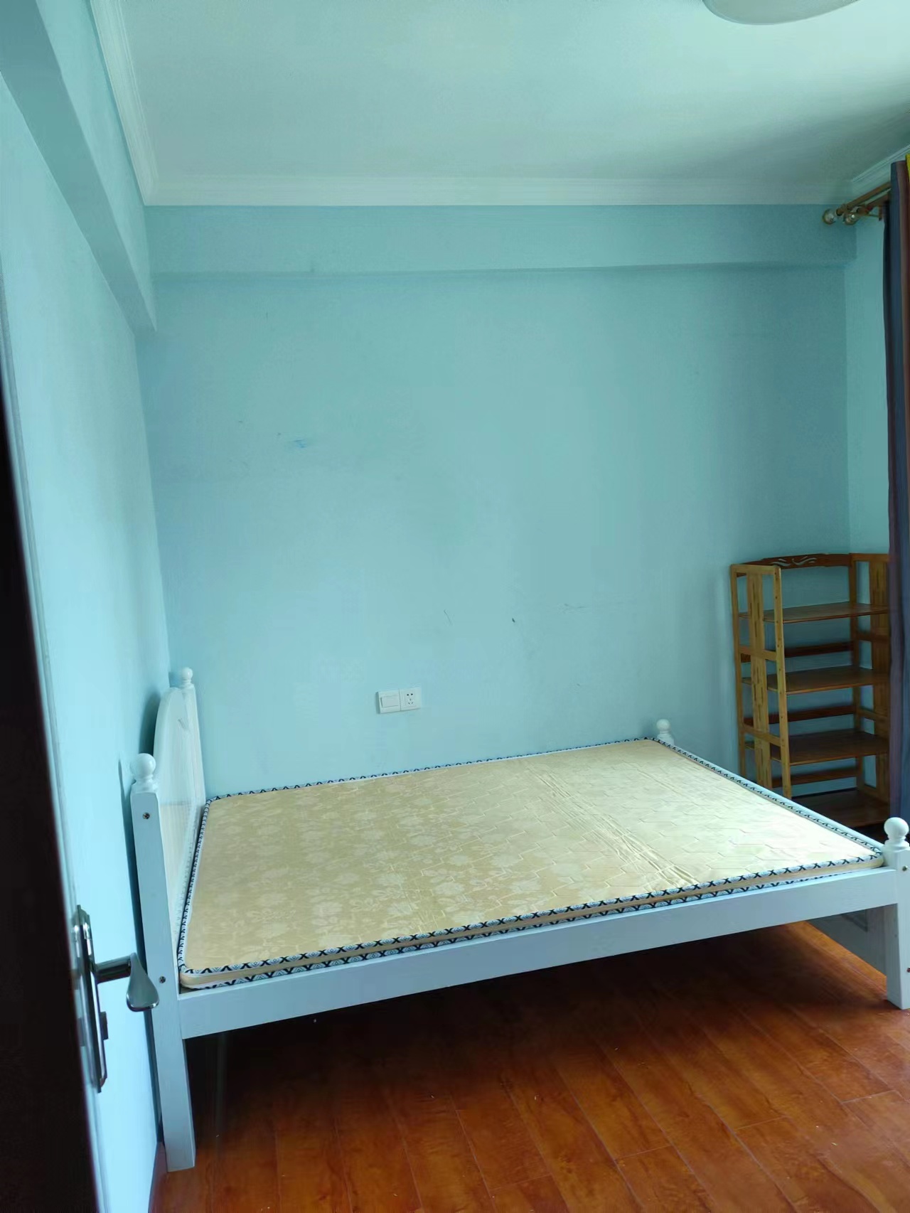 中天会展城B区  3室2厅2卫   3600.00元/月室内图1