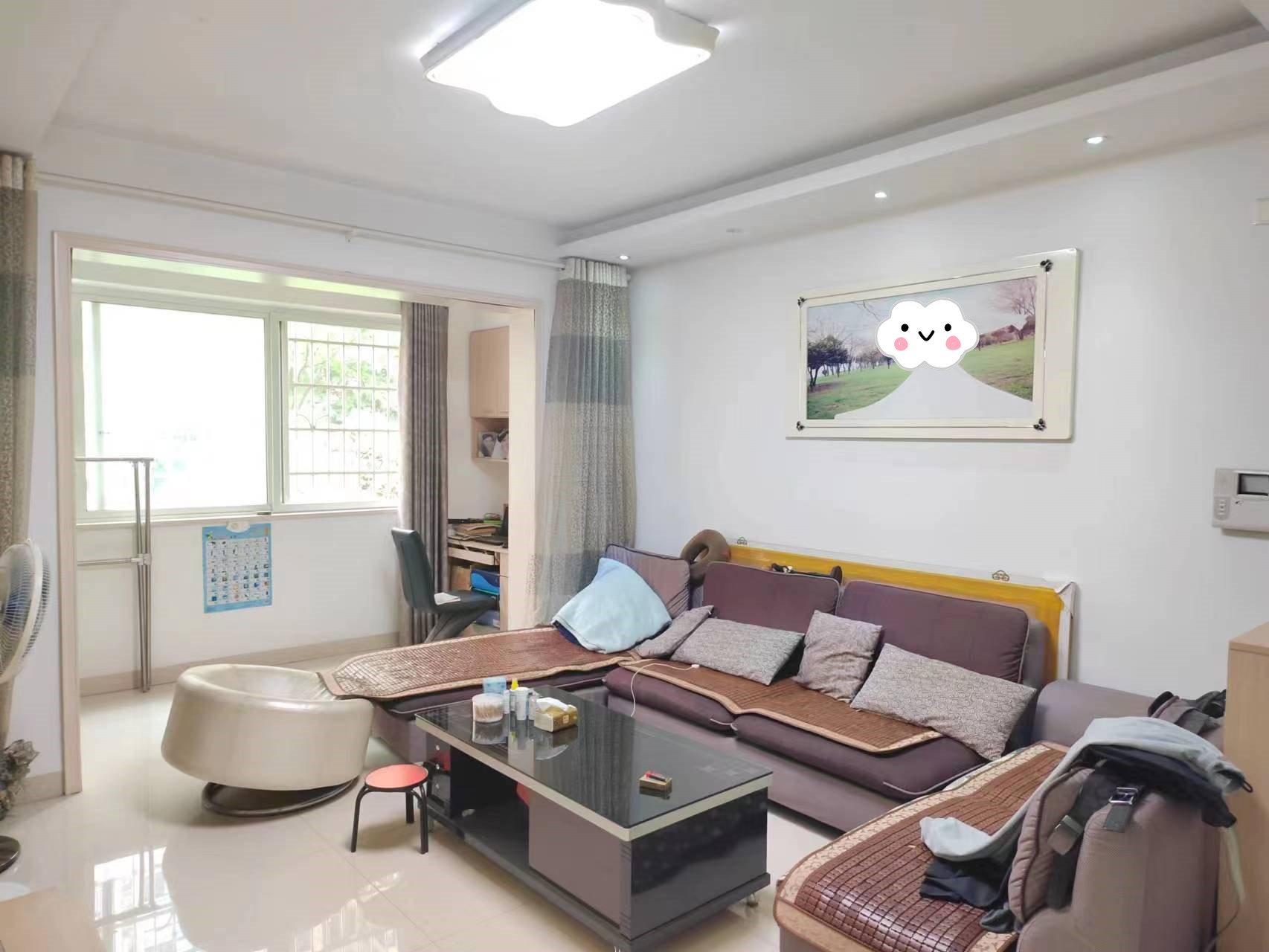 春满江南 2室2厅1卫 37.8万 春满江南 2室2厅1卫 37.8万客厅