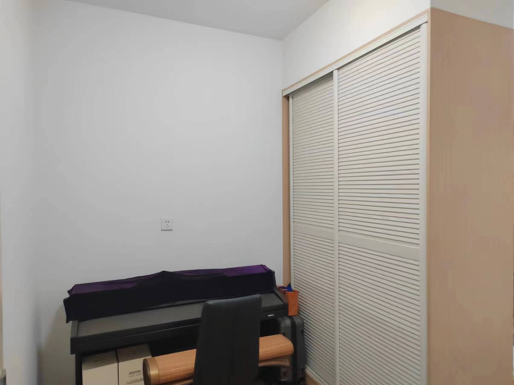 春满江南 2室2厅1卫 37.8万 春满江南 2室2厅1卫 37.8万客厅