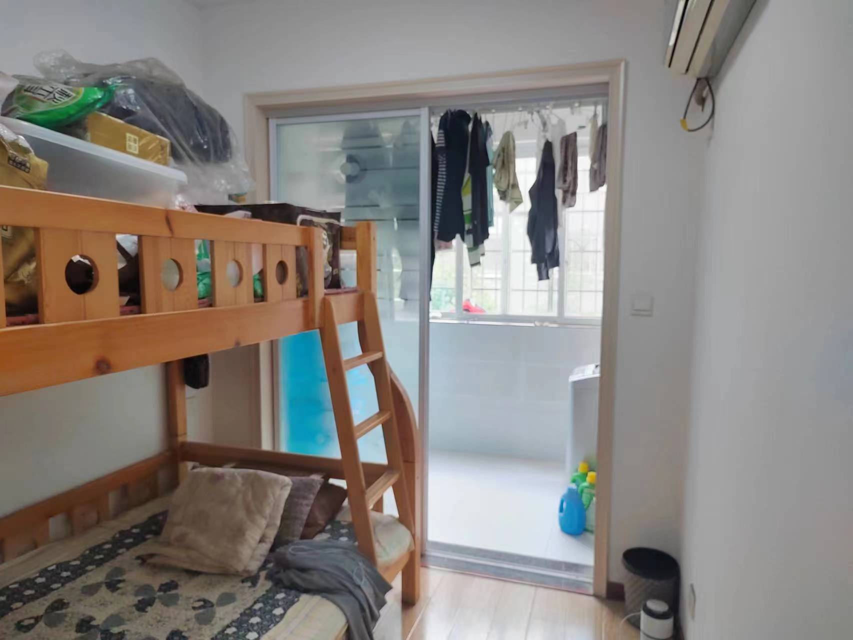 春满江南 2室2厅1卫 37.8万 春满江南 2室2厅1卫 37.8万客厅