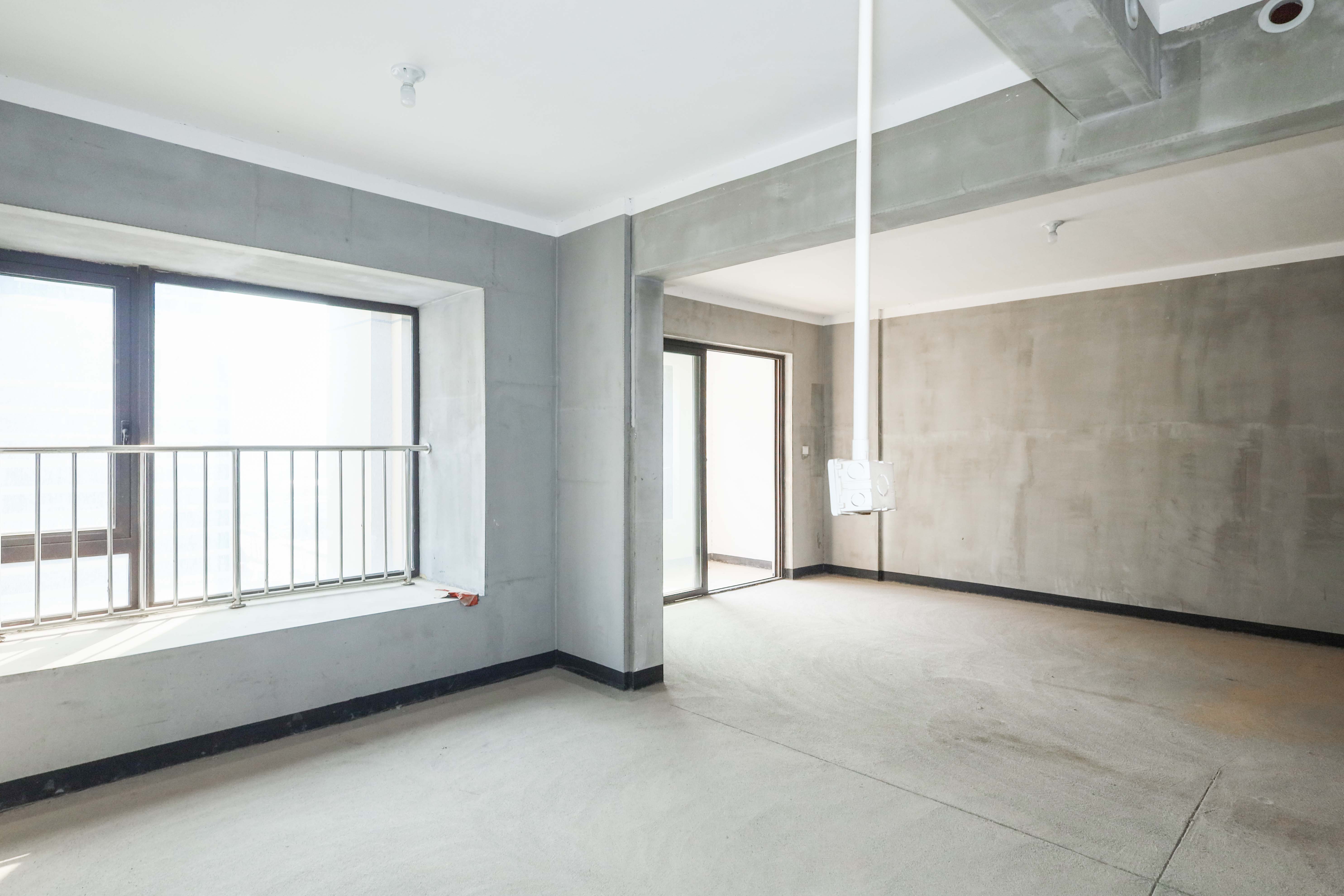 建发央著  3室2厅2卫   162.00万卧室