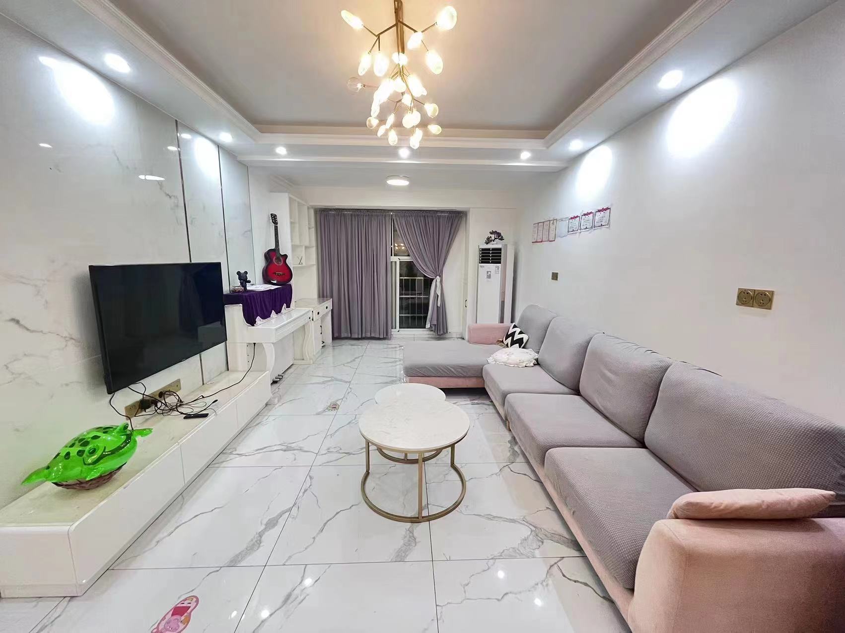 康桥漫步  3室2厅2卫    67.0万