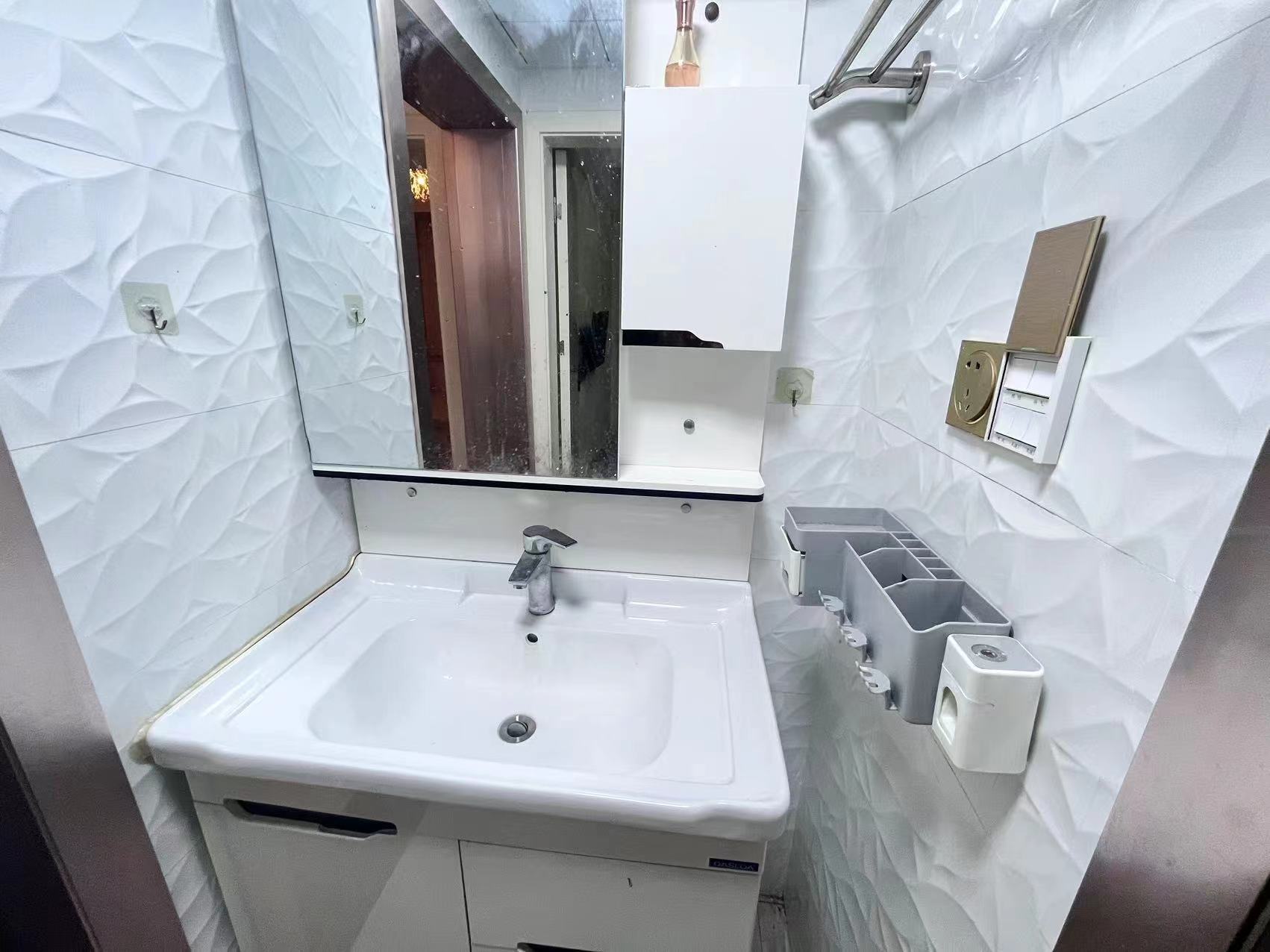 康桥漫步  3室2厅2卫    58.0万室内图