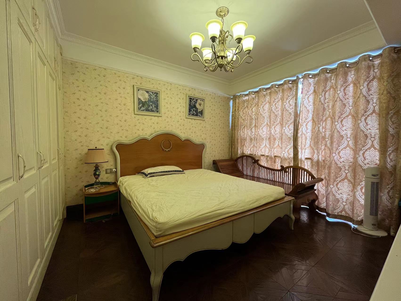 佳兆业金域天下一期 5室2厅3卫 193.0万 佳兆业金域天下一期 5室2厅3卫 193.0万室内图