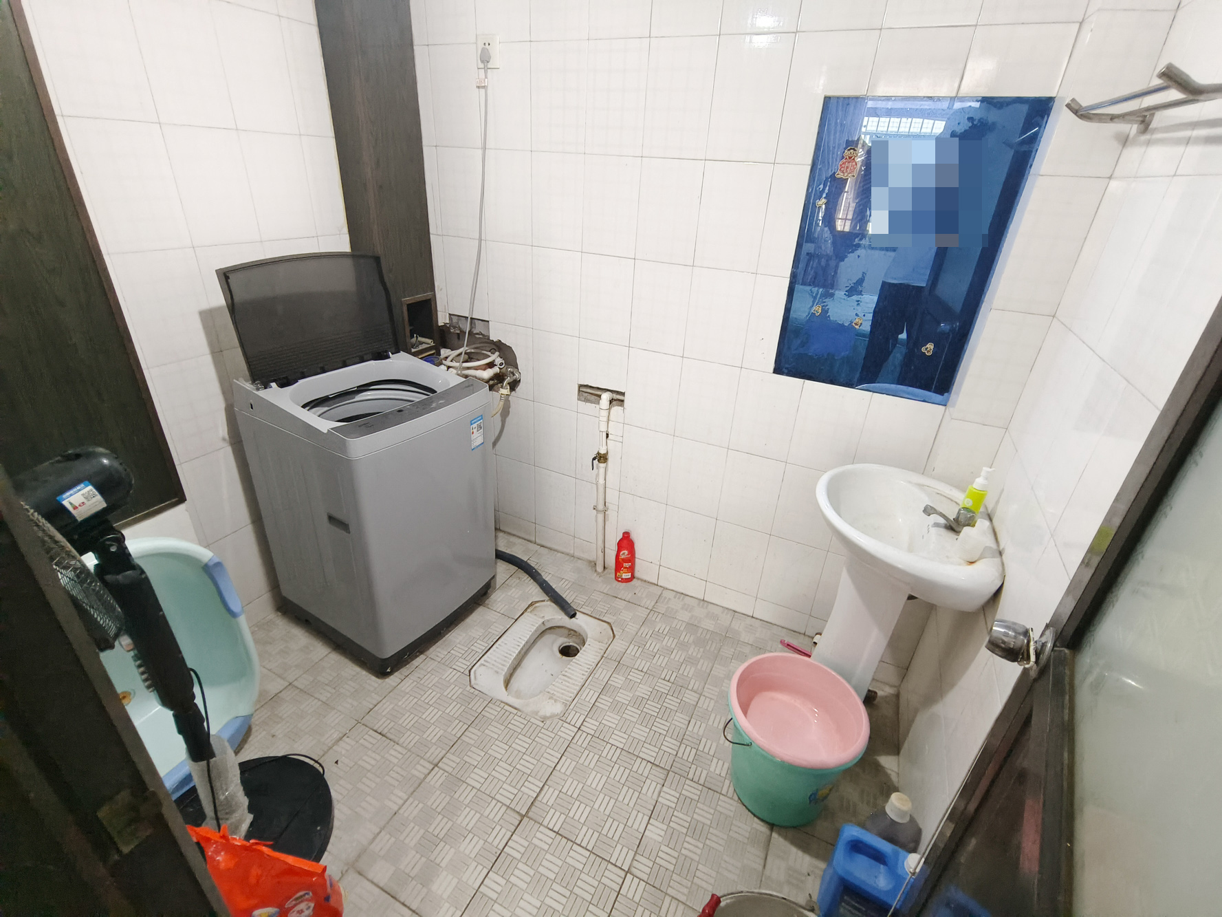 星沙一区 3室2厅2卫 62.6万 星沙一区 3室2厅2卫 62.6万卫生间