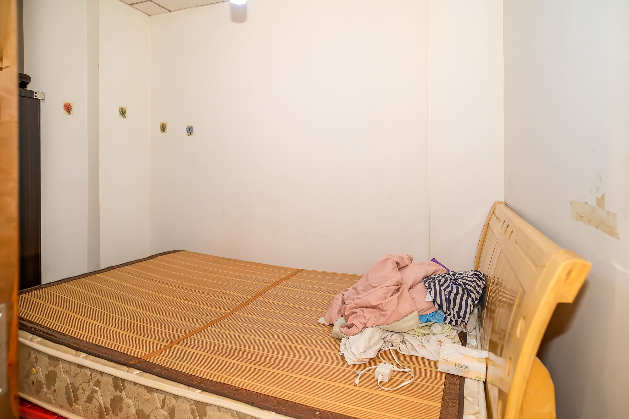 新长海广场 2室1厅1卫 49.9万 新长海广场 2室1厅1卫 49.9万卧室