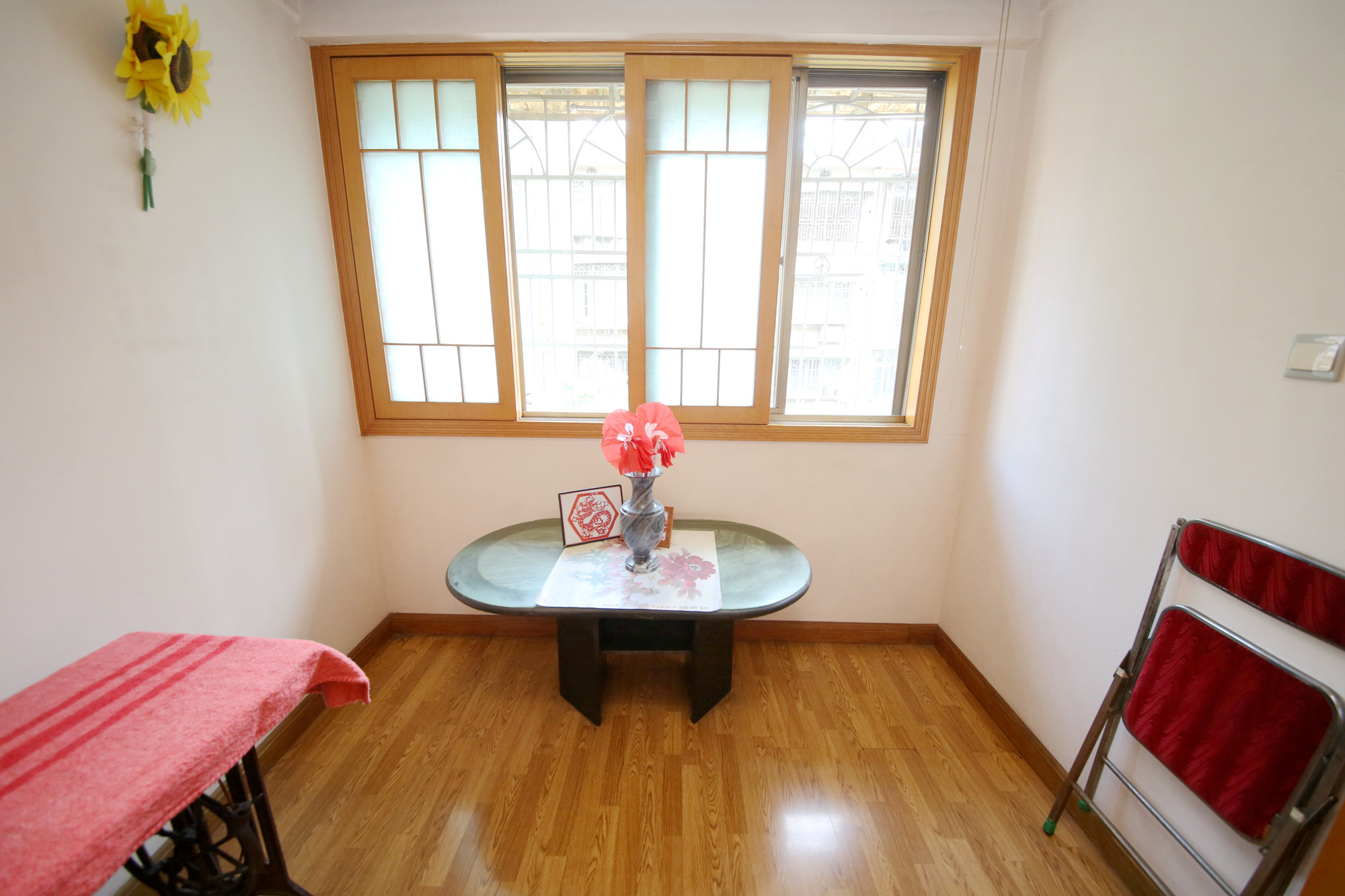 向韶村  3室2厅1卫    78.0万卧室