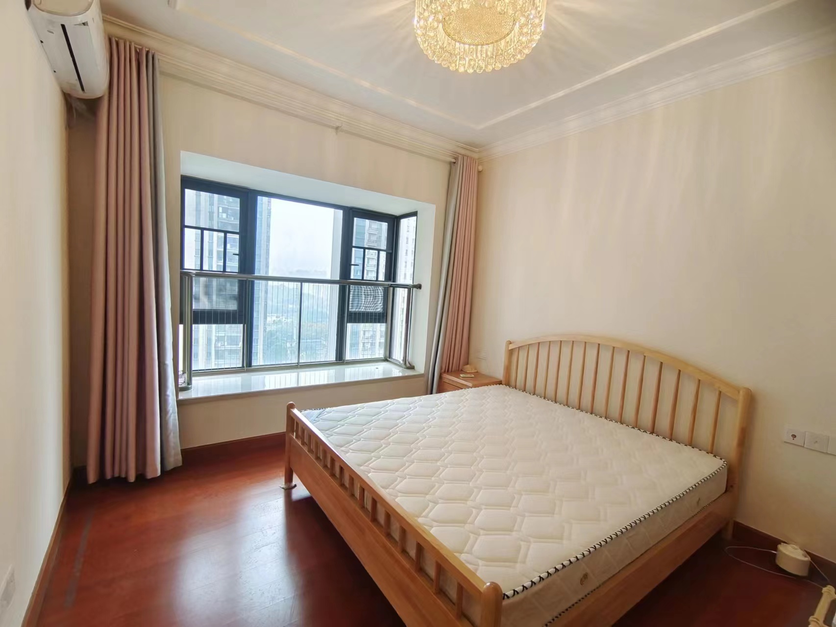 恒大华府 3室2厅2卫 95.0万 恒大华府 3室2厅2卫 95.0万室内图