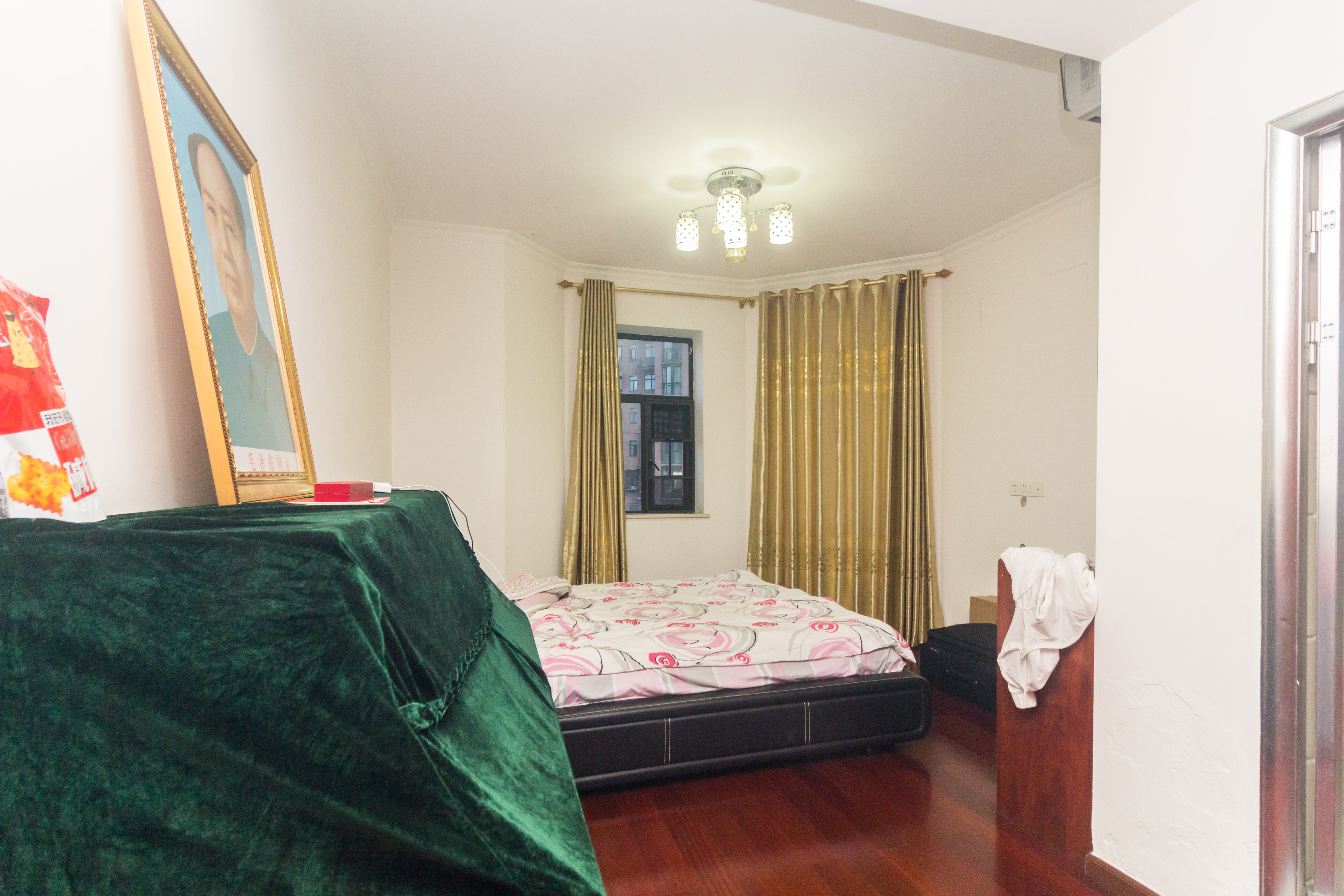 康桥长郡 4室2厅1卫 110.0万 康桥长郡 4室2厅1卫 110.0万卧室