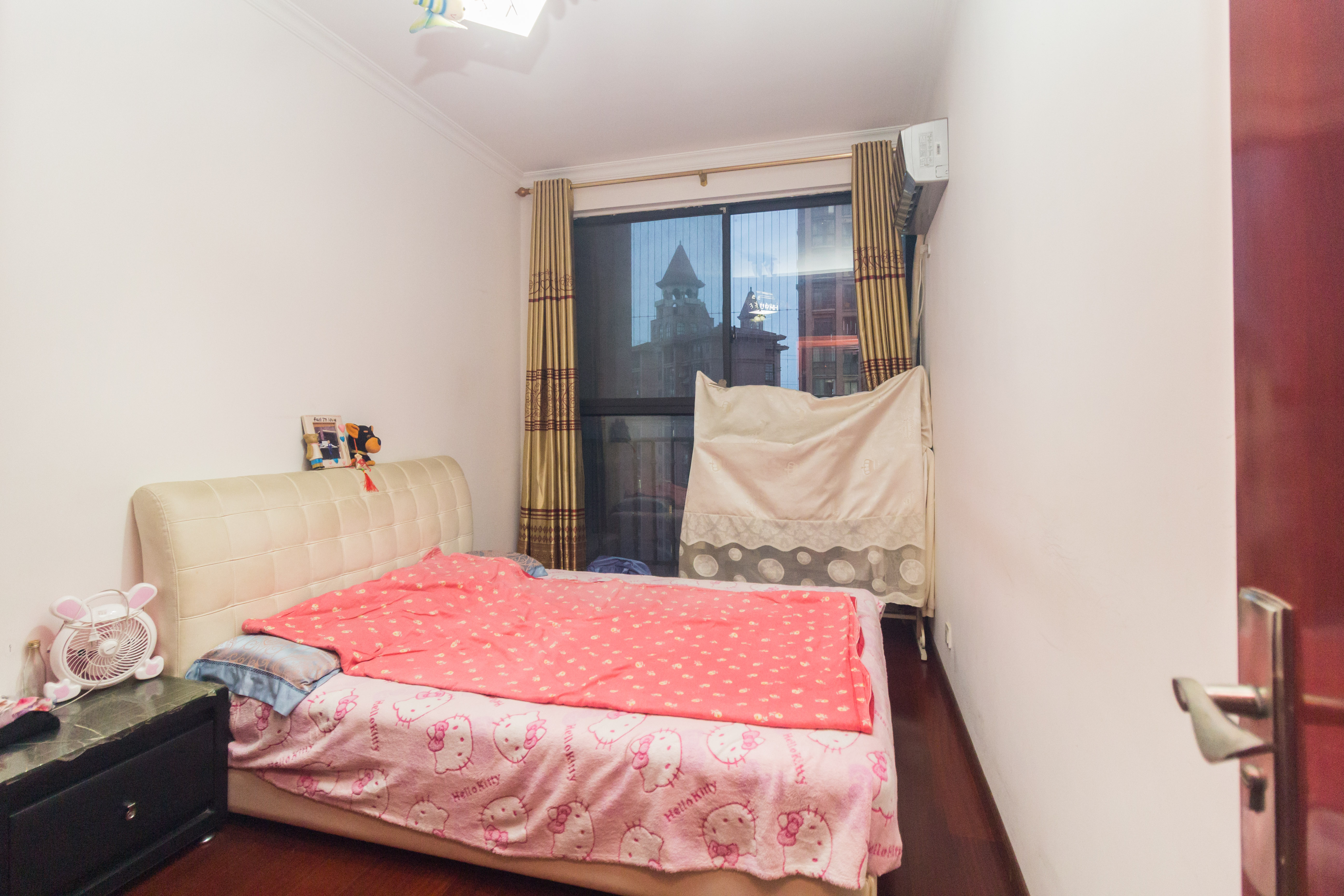 康桥长郡 4室2厅1卫 110.0万 康桥长郡 4室2厅1卫 110.0万其他