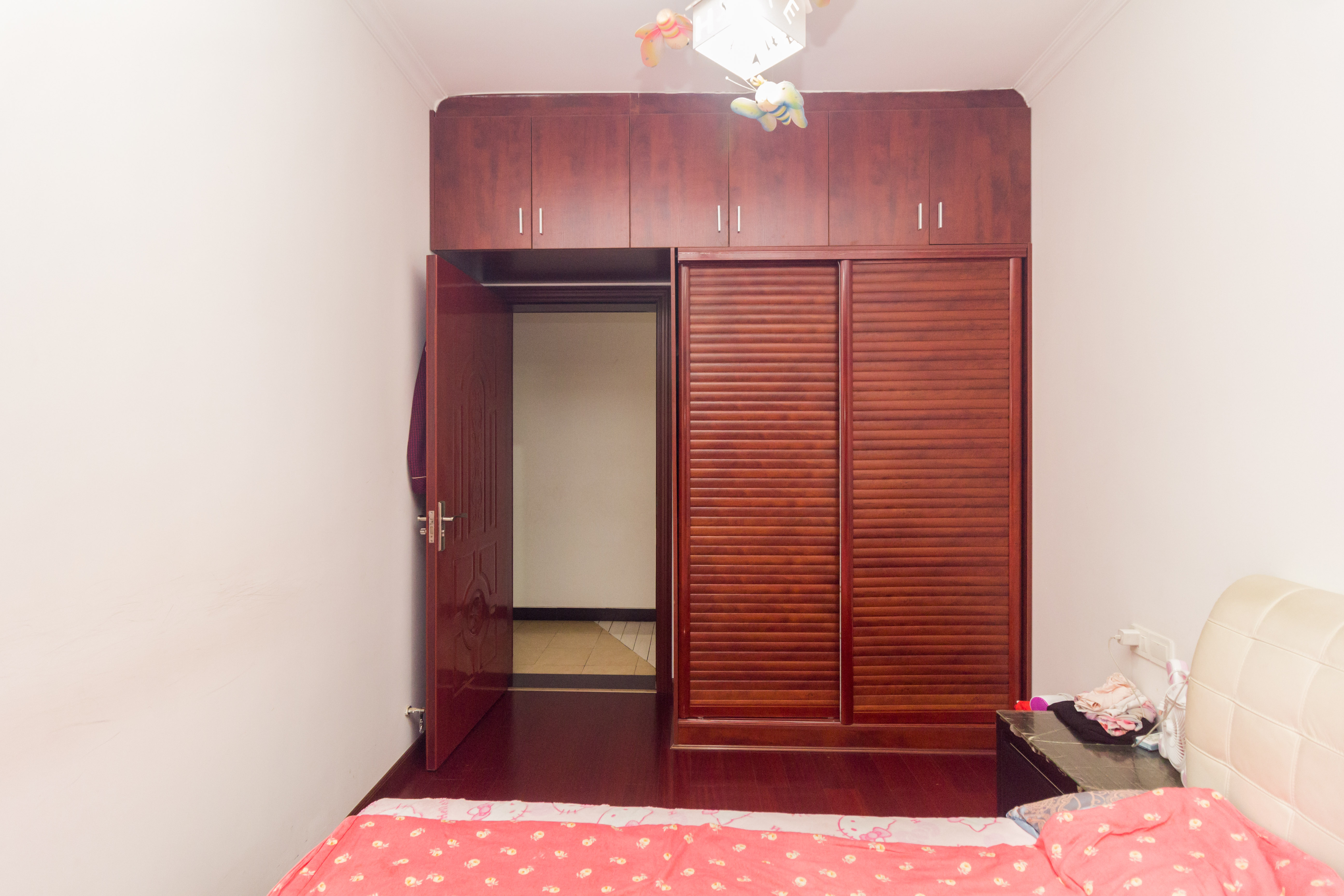 康桥长郡 4室2厅1卫 110.0万 康桥长郡 4室2厅1卫 110.0万其他