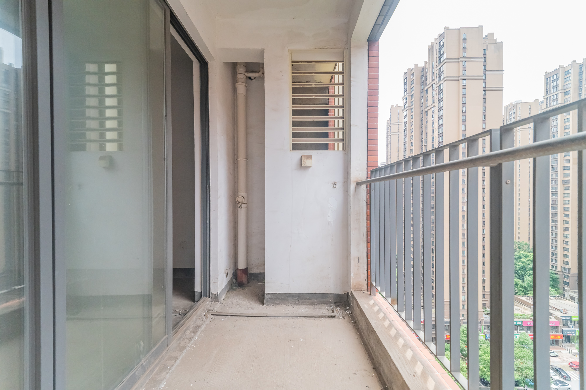 华润凤凰城二期 2室1厅1卫 60.0万 华润凤凰城二期 2室1厅1卫 60.0万阳台