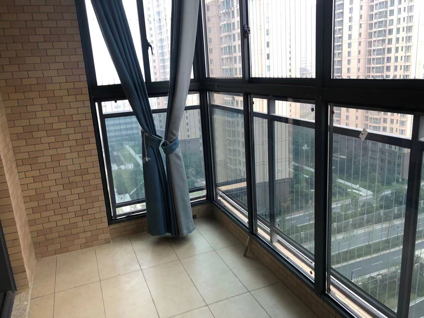 晋合湘水湾四期  2室2厅1卫    80.0万 晋合湘水湾四期  2室2厅1卫    80.0万室内图