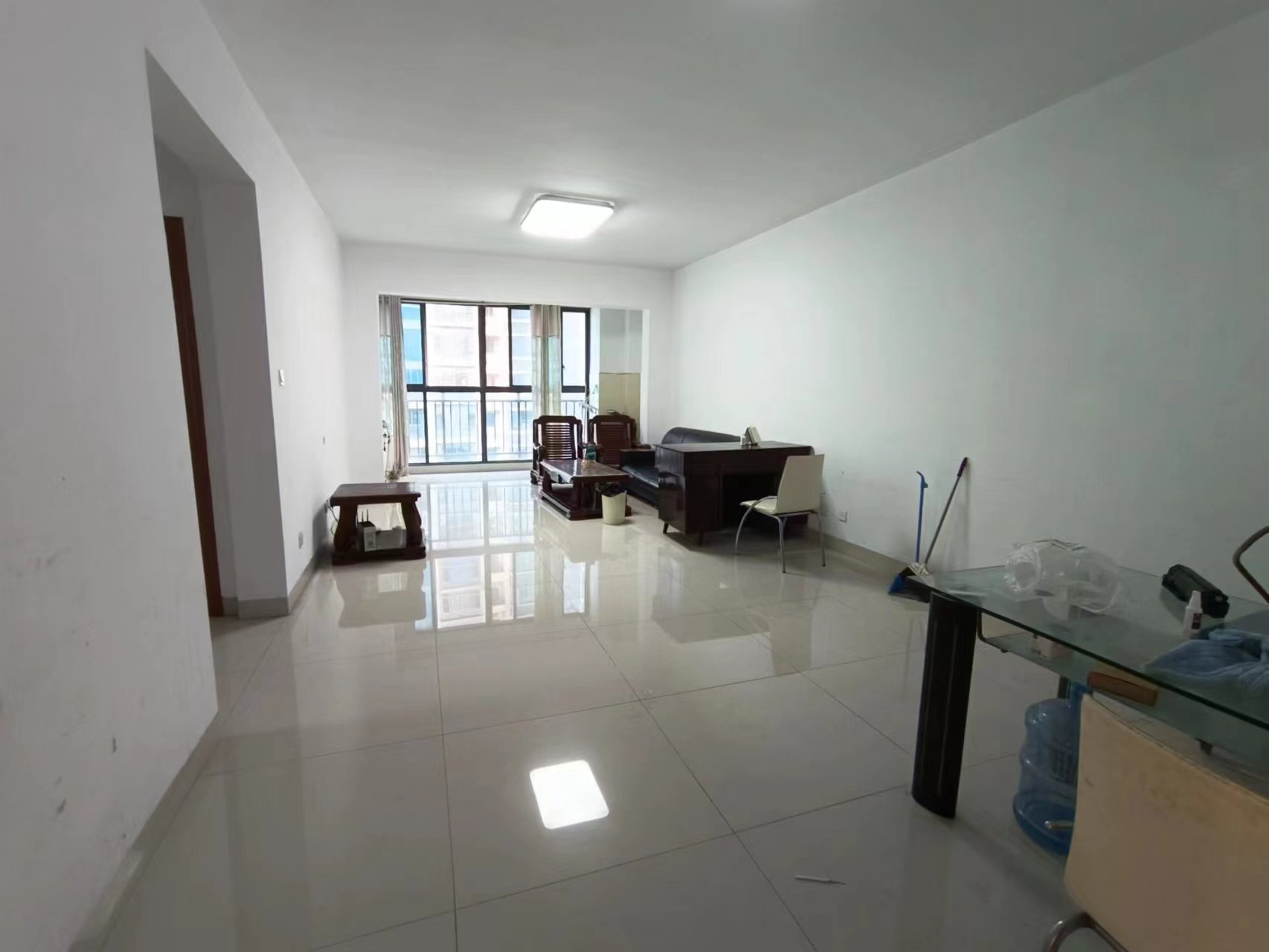 庐山春天早安华晨  3室2厅2卫    76.0万 庐山春天早安华晨  3室2厅2卫    76.0万