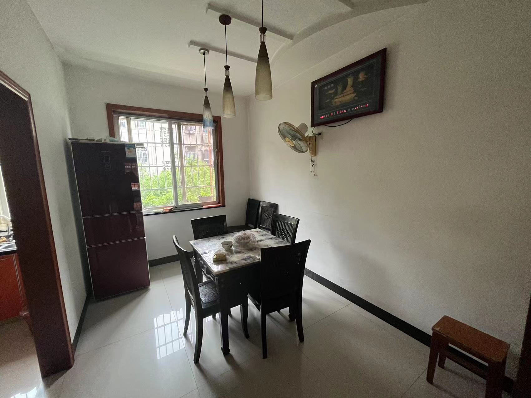 怡荷园小区 3室2厅1卫 63.8万 怡荷园小区 3室2厅1卫 63.8万室内图