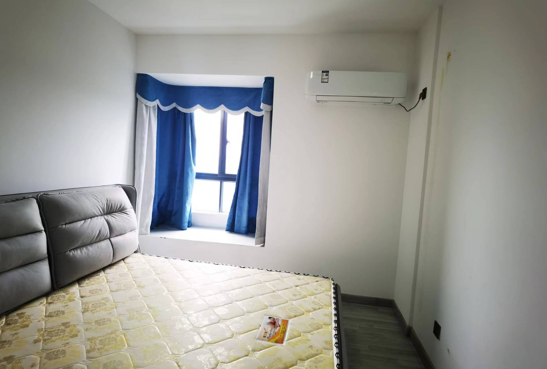 时代新城(翰林府) 3室2厅1卫 58.0万 时代新城(翰林府) 3室2厅1卫 58.0万室内图