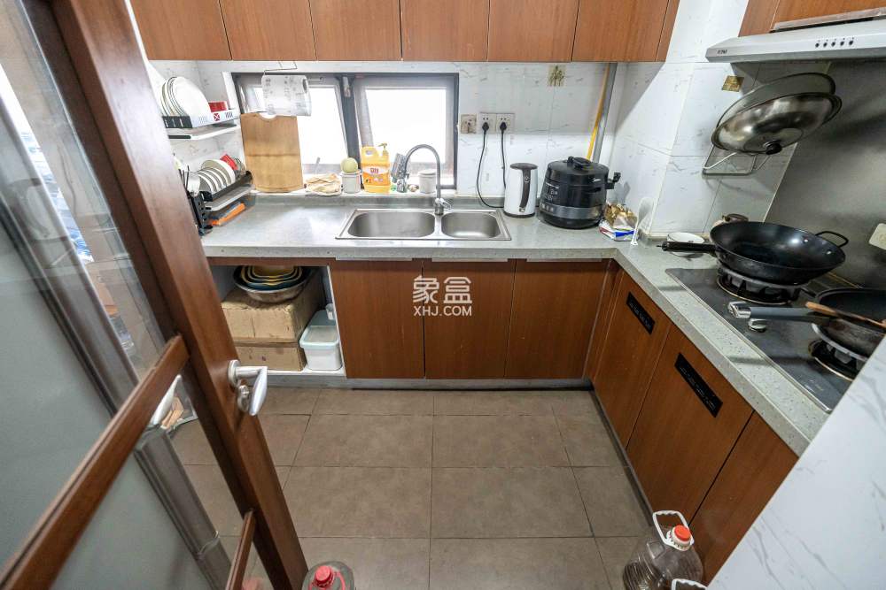 萬科金域華府三四期  3室2廳1衛(wèi)    95.0萬