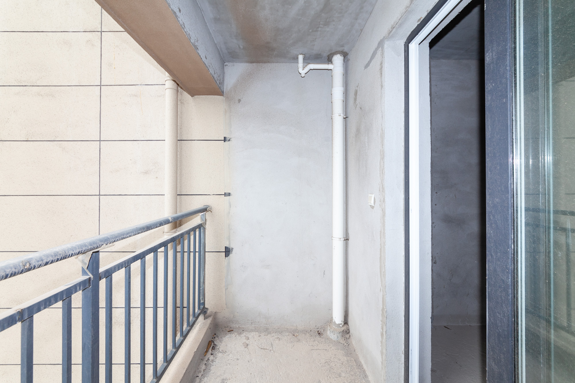 嘉宇银杉(嘉宇西苑) 3室2厅2卫 95.0万 嘉宇银杉(嘉宇西苑) 3室2厅2卫 95.0万阳台