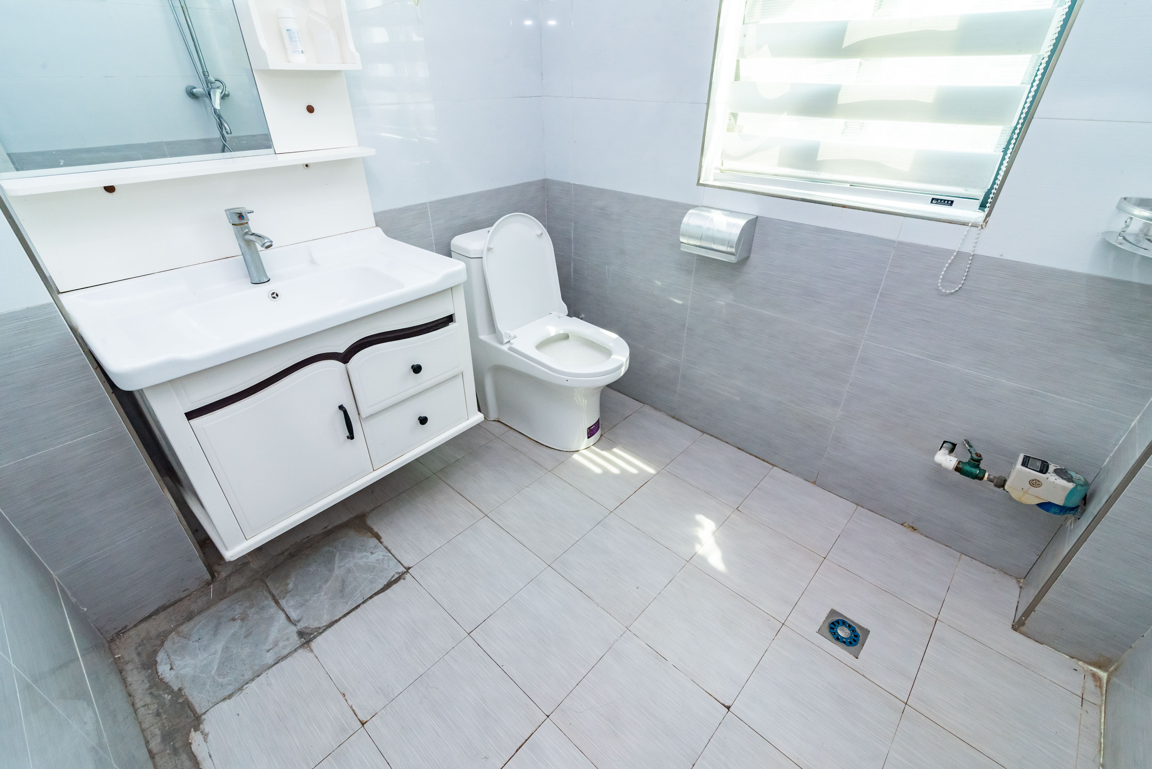 申湘宽境 3室2厅2卫 75.0万 申湘宽境 3室2厅2卫 75.0万卫生间