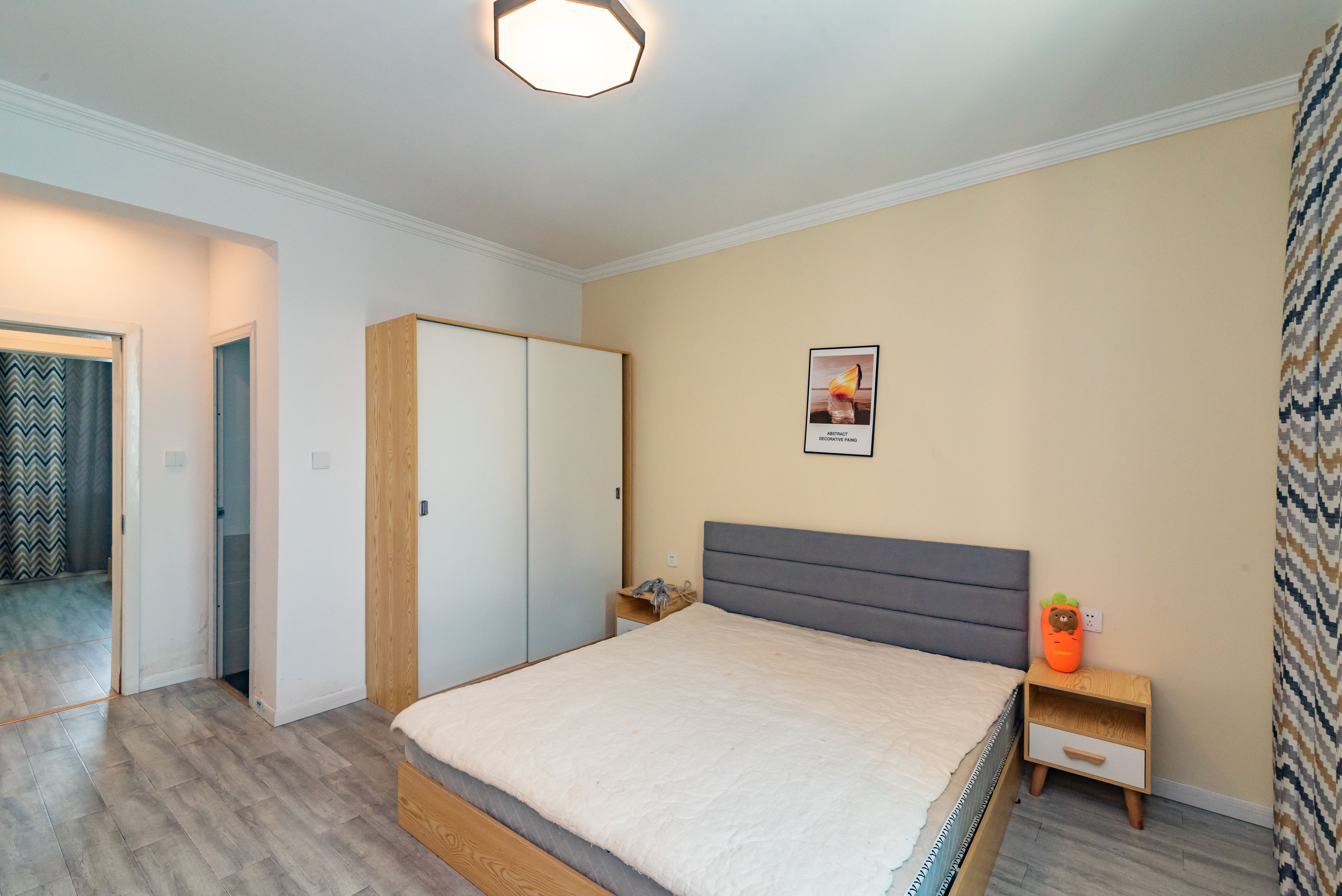 申湘宽境 3室2厅2卫 75.0万 申湘宽境 3室2厅2卫 75.0万卧室