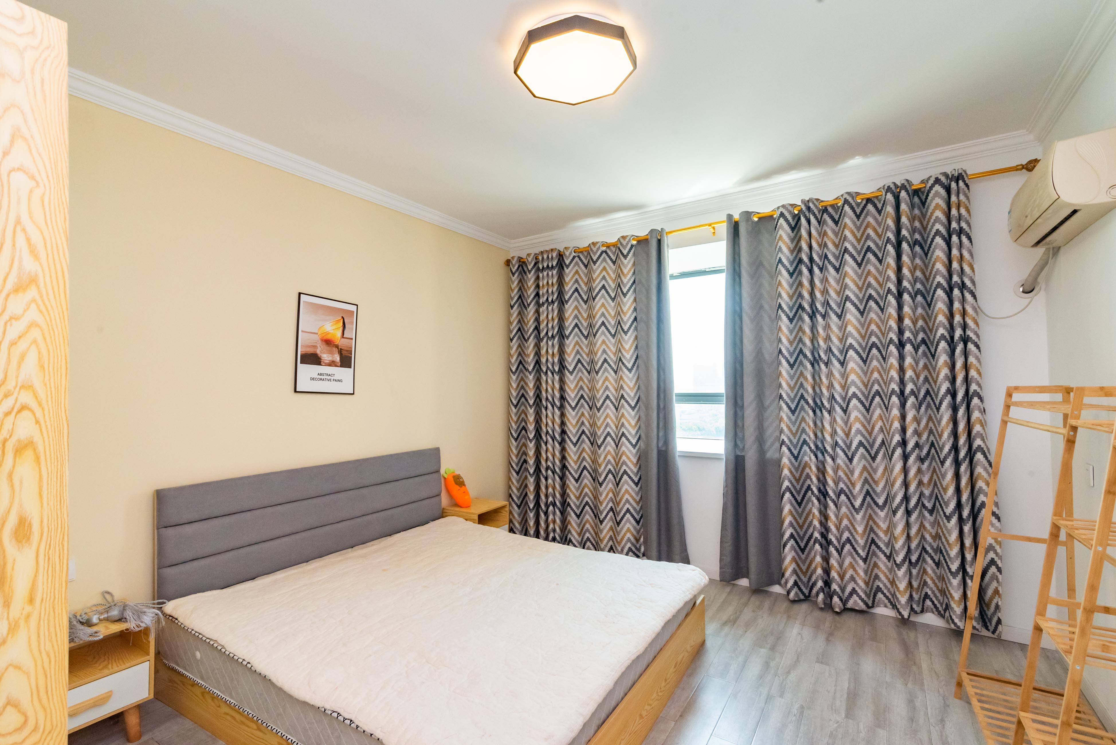 申湘宽境 3室2厅2卫 75.0万 申湘宽境 3室2厅2卫 75.0万卧室