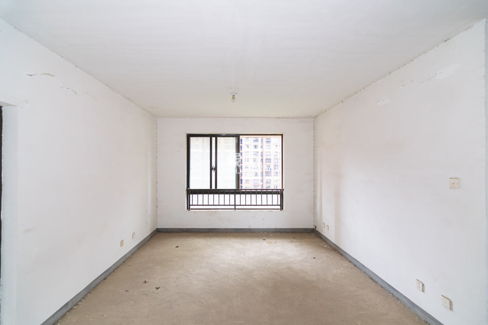 新城国际花都  3室2厅1卫    85.0万