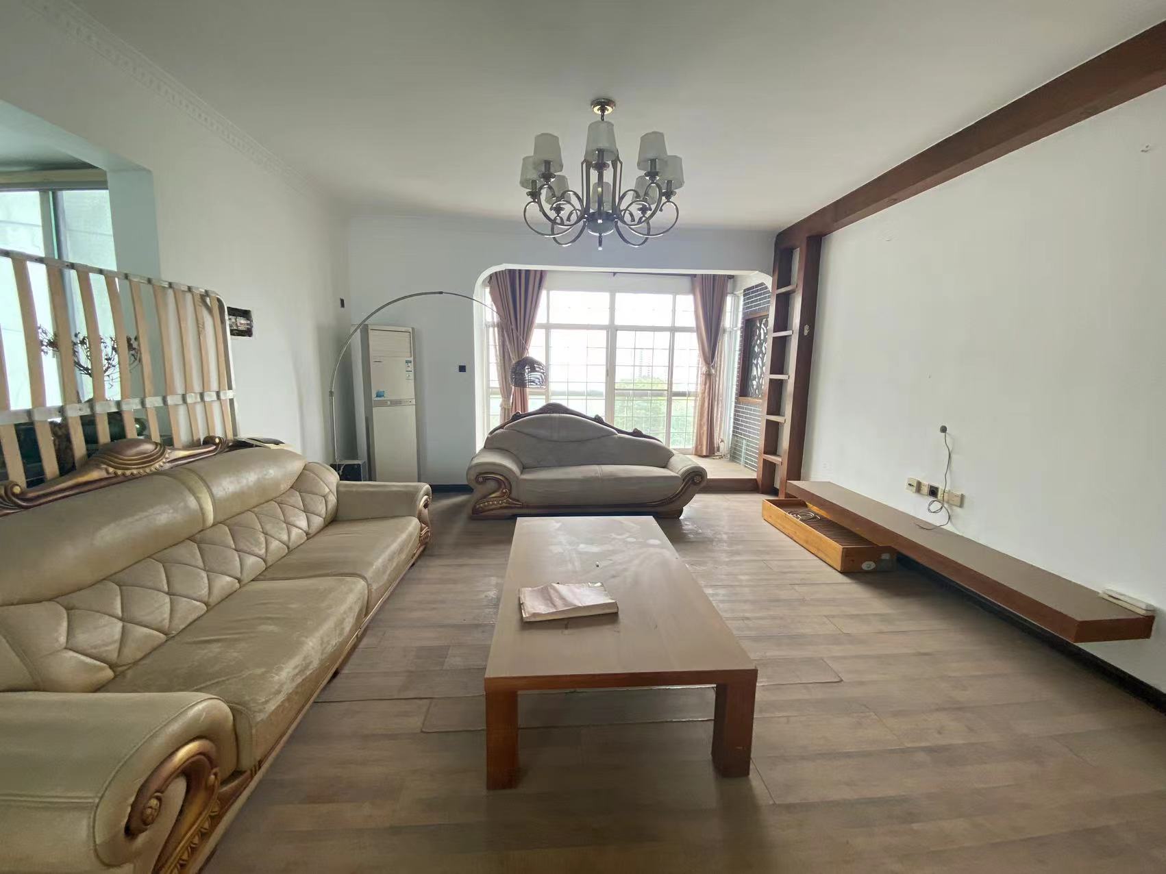 山水国际 3室2厅2卫 72.0万 山水国际 3室2厅2卫 72.0万室内图